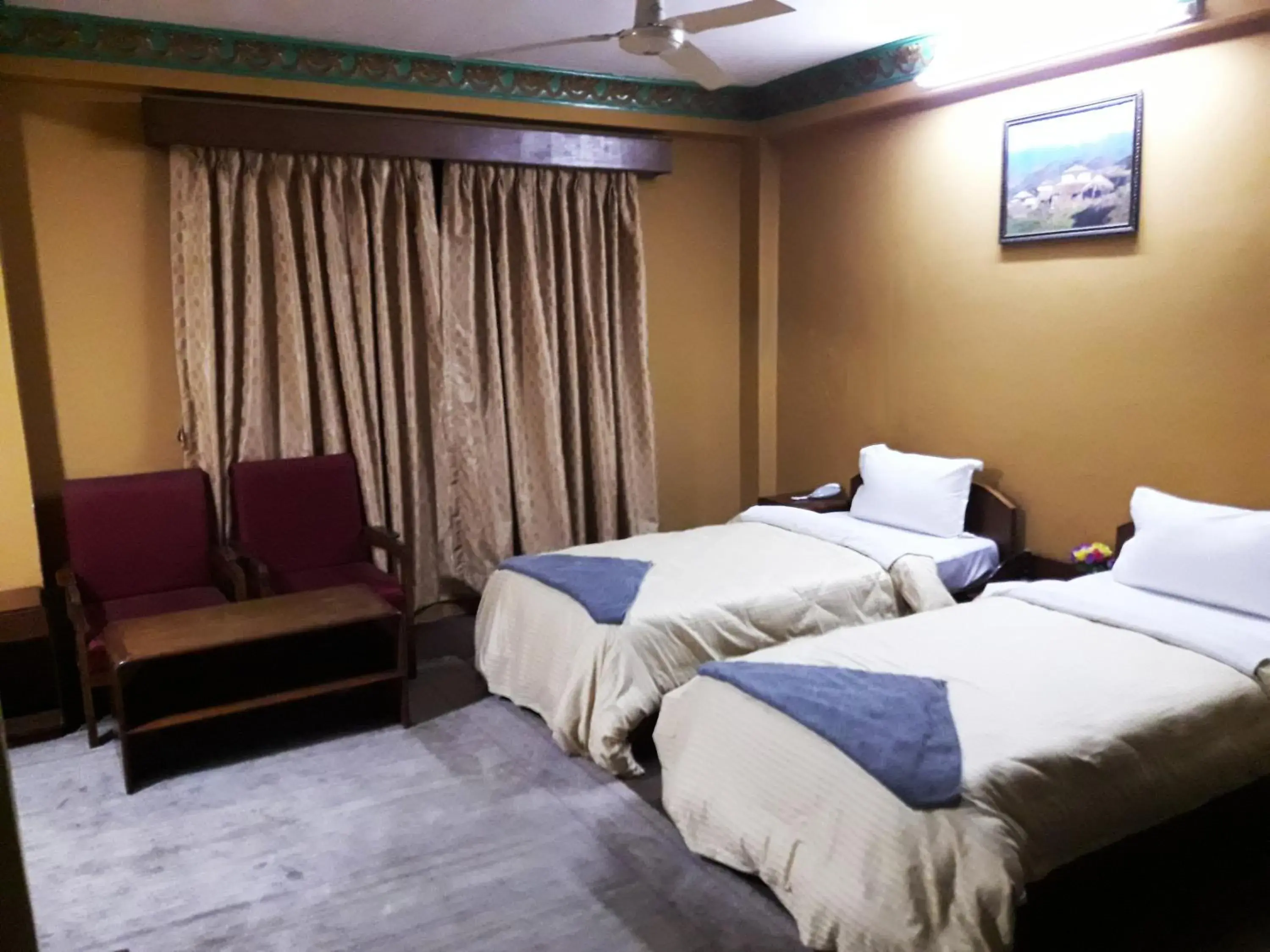 Bed in Hotel Metropolitan Kantipur