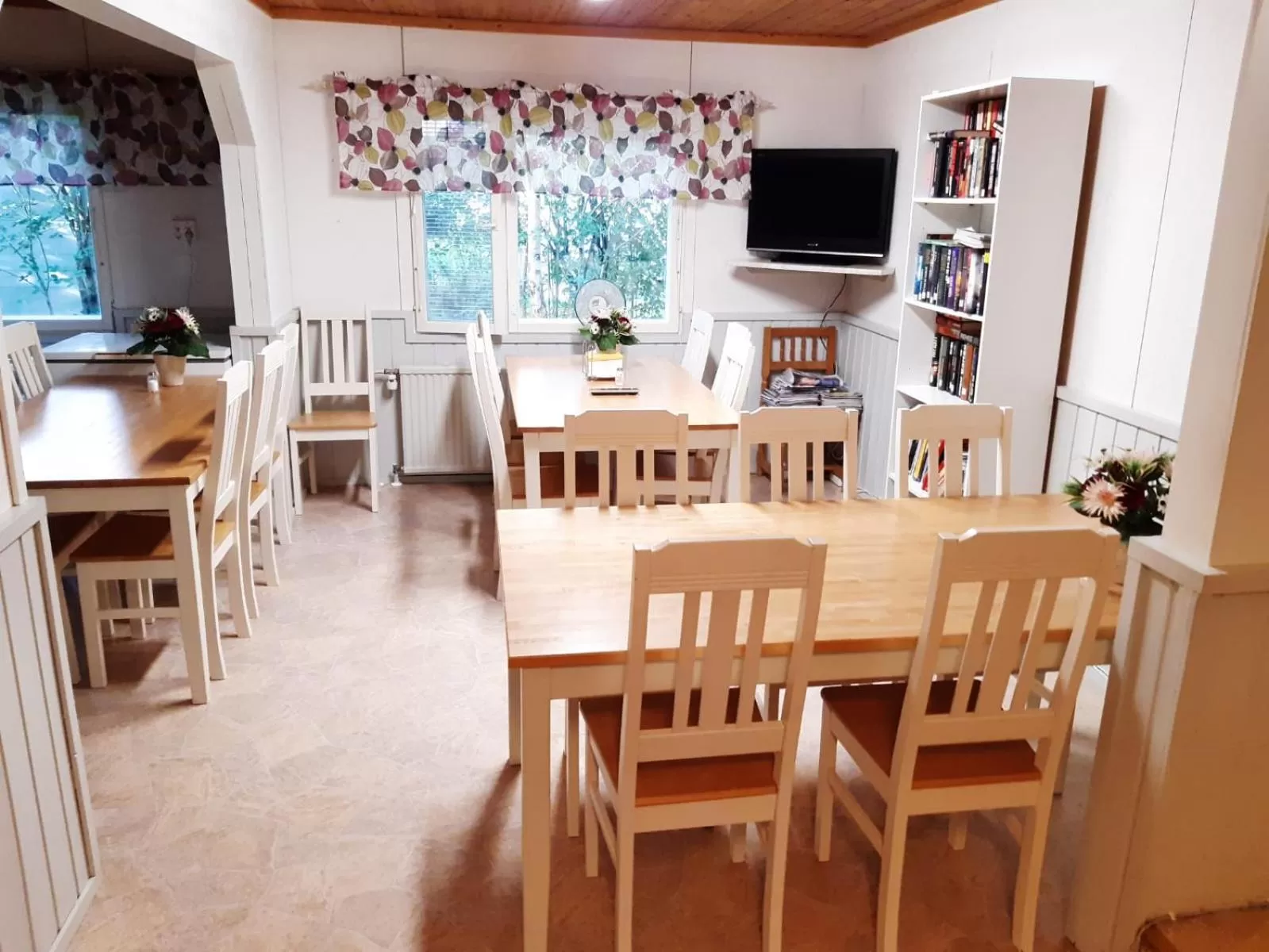 Dining area in Matkakoti, Motel Kieppi Kuhmo