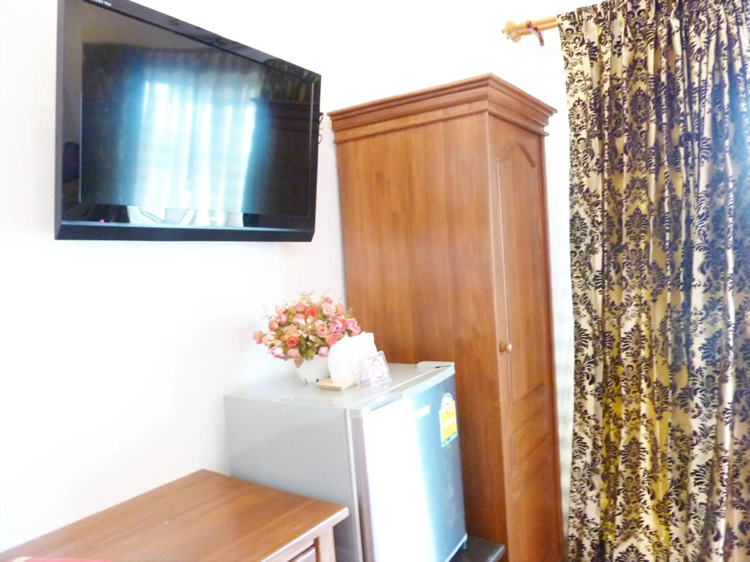 TV and multimedia in Tara Raft