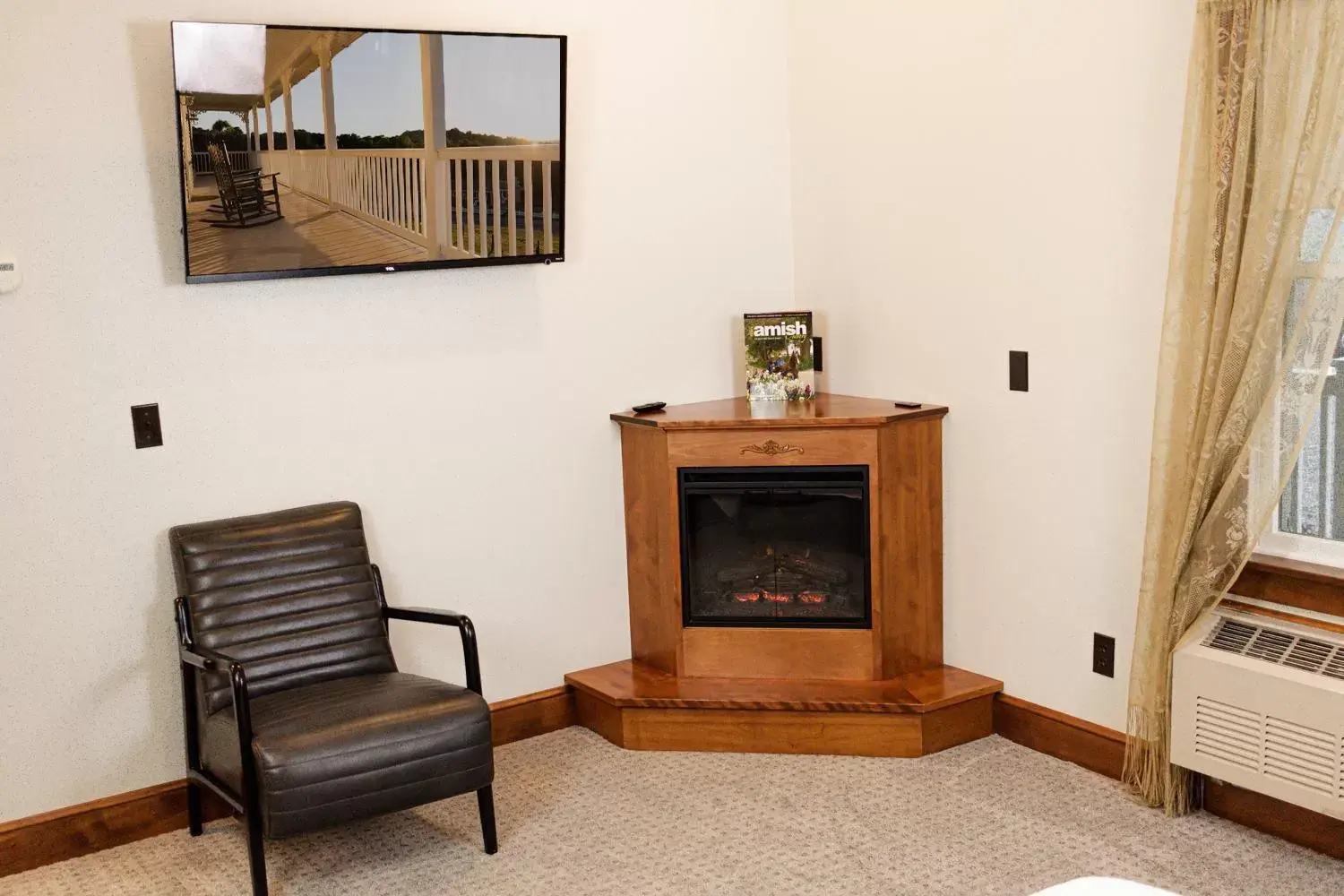 Seating Area in Hillside Inn