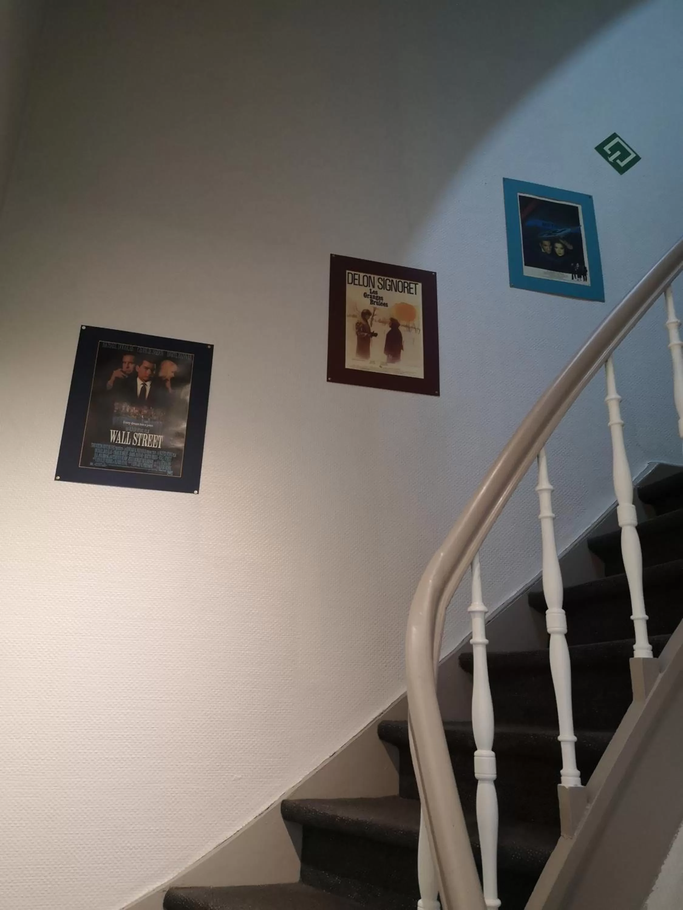 Property building in Hôtel Les Acteurs