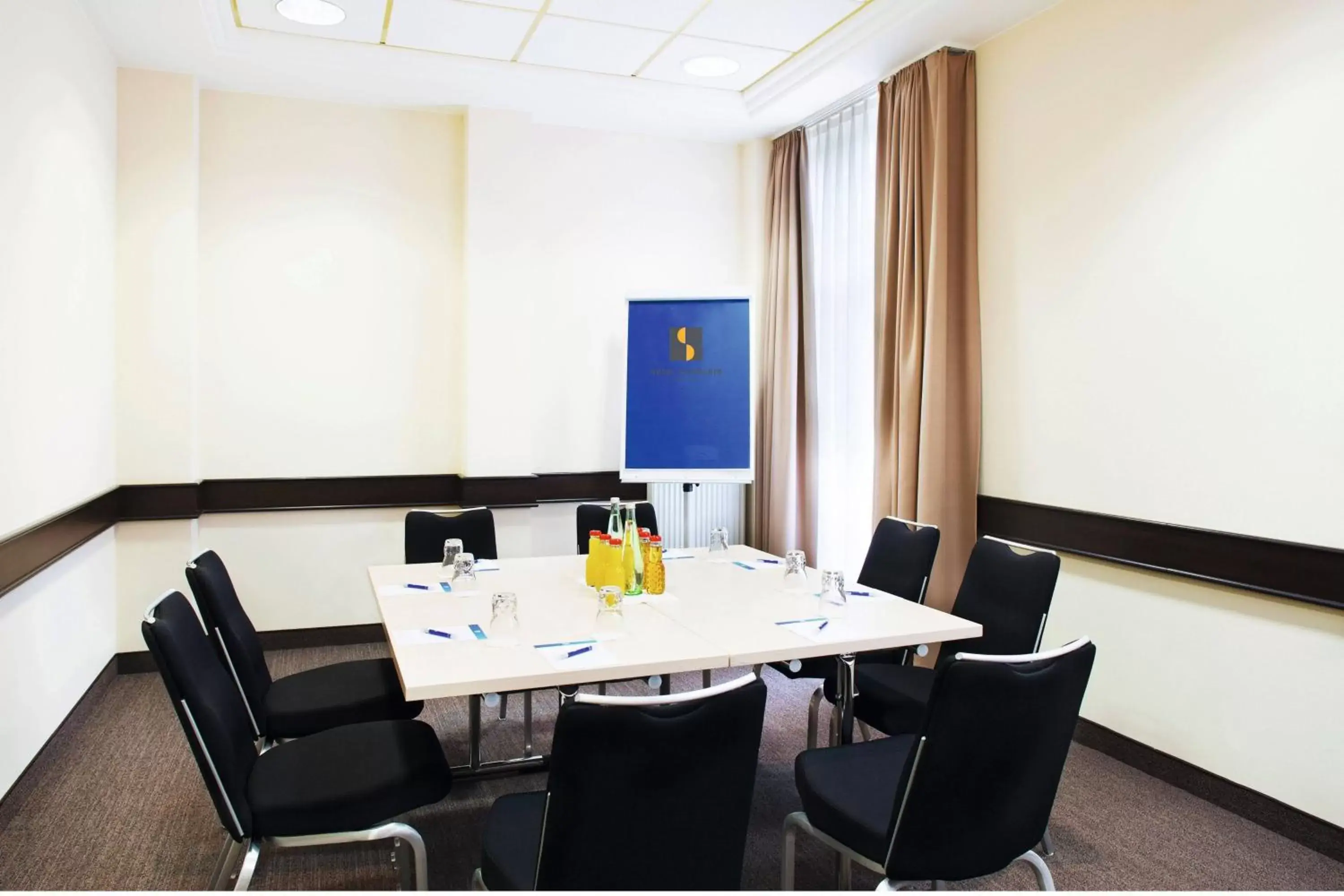 Meeting/conference room in Hotel Schwerin Seven Lakes