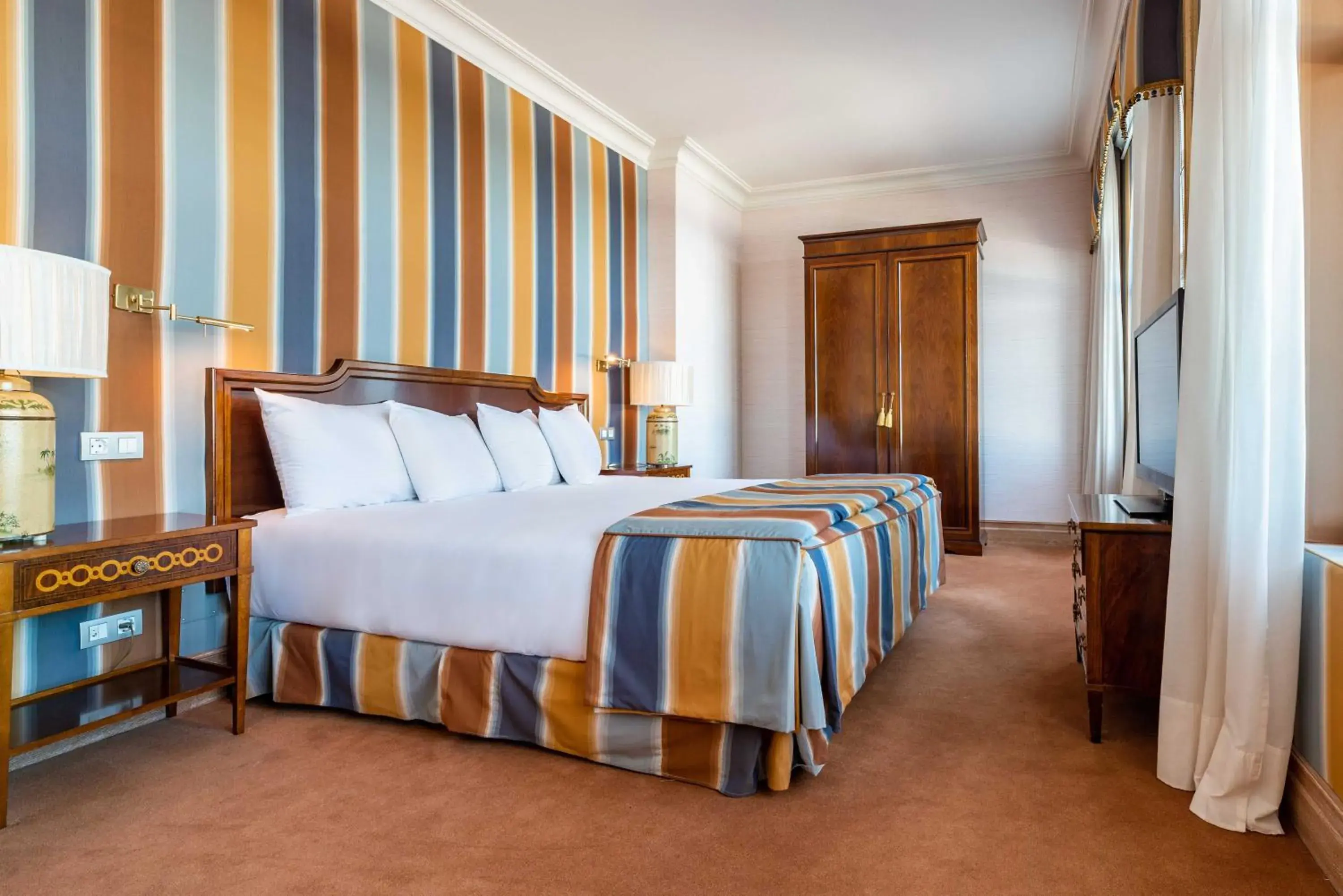 Decorative detail, Bed in Eurostars Gran Hotel La Toja