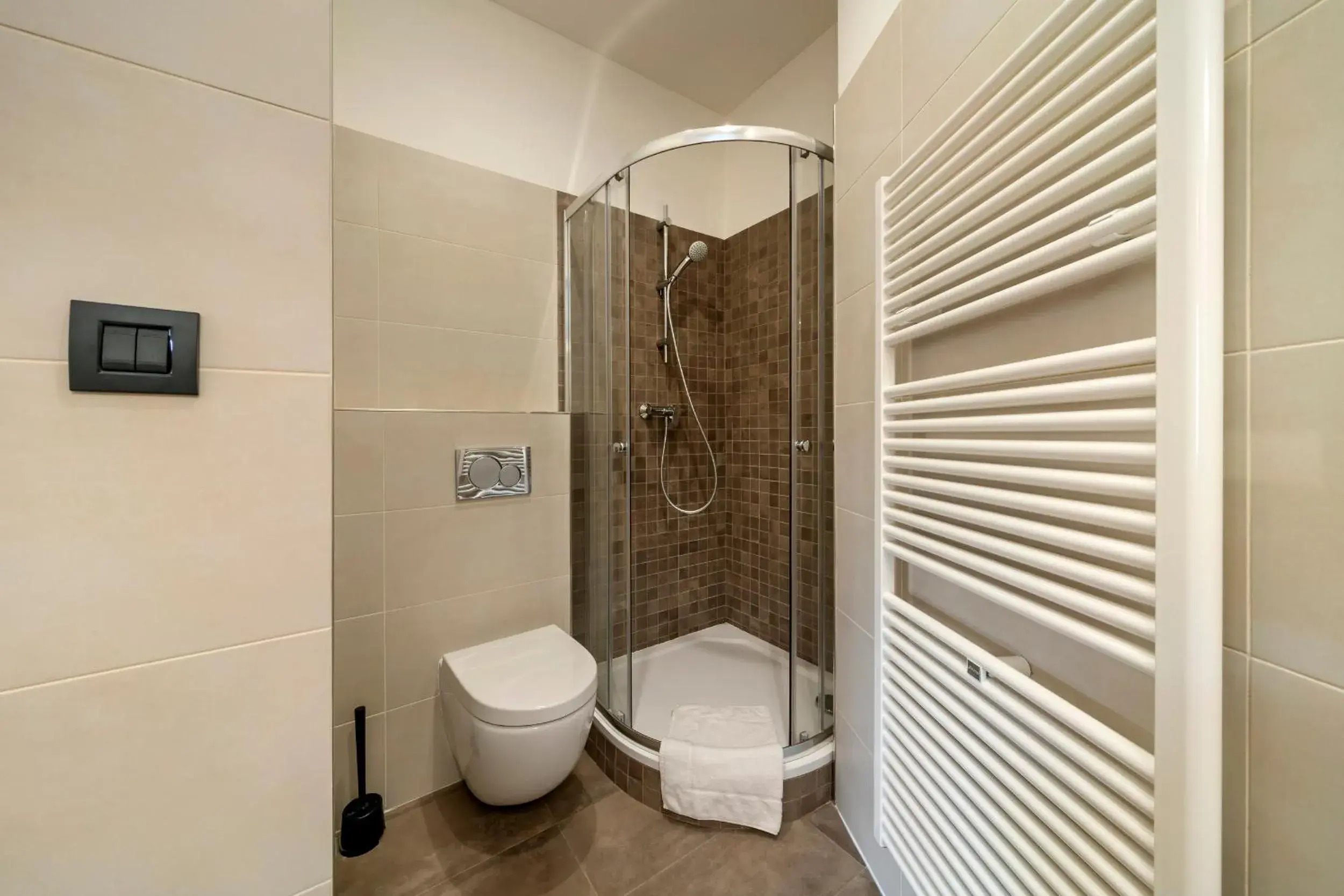 Shower, Bathroom in Old Town - Dusni Apartments