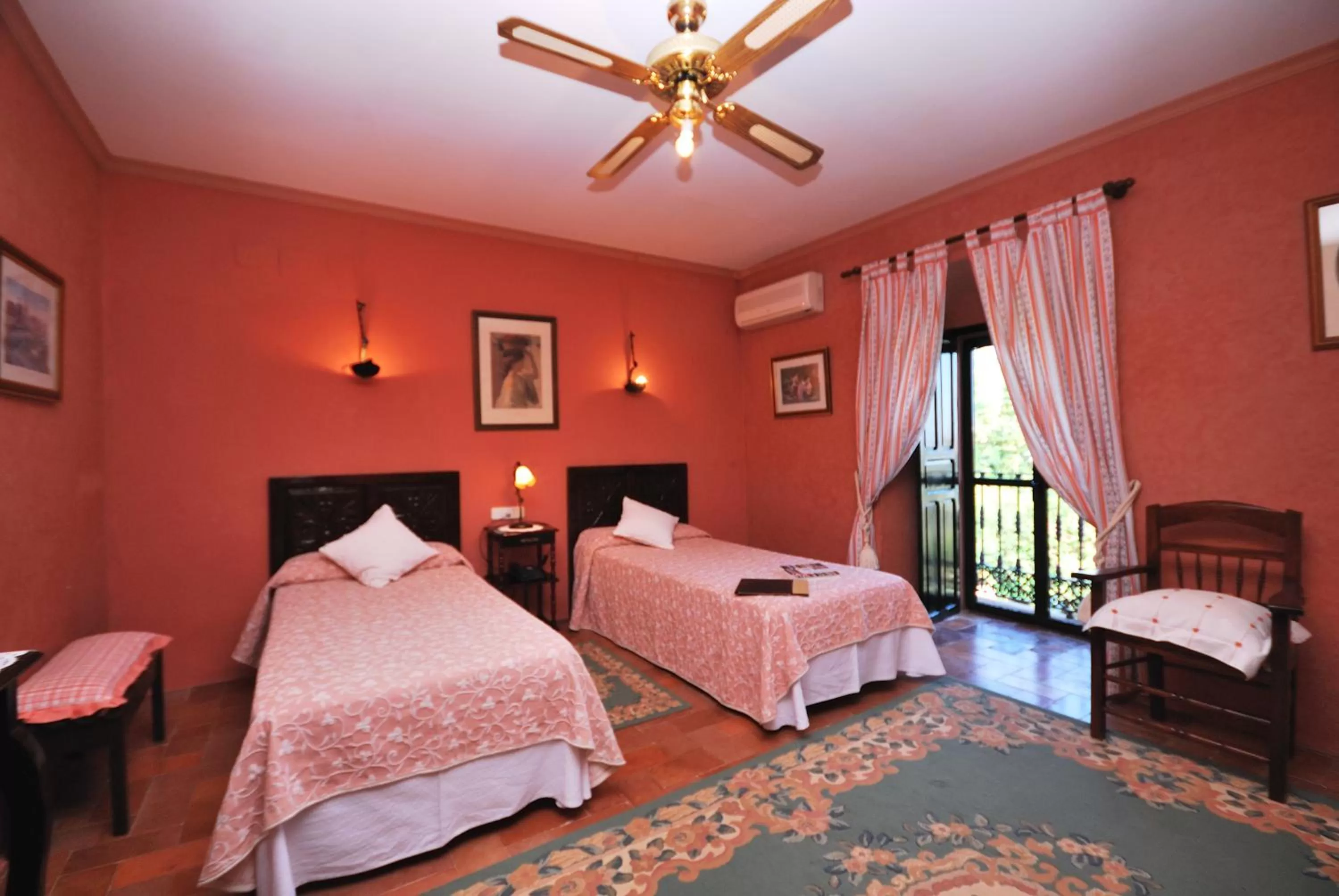 Bed in Hacienda El Santiscal Adults Only