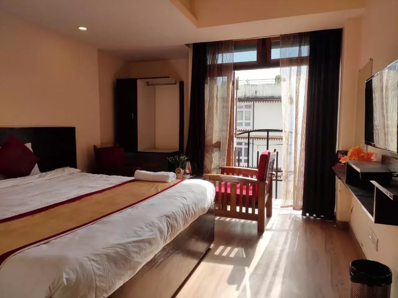 Superior Double Room in Hotel The Narayani Continental Superior Double Room in Hotel The Narayani Continental