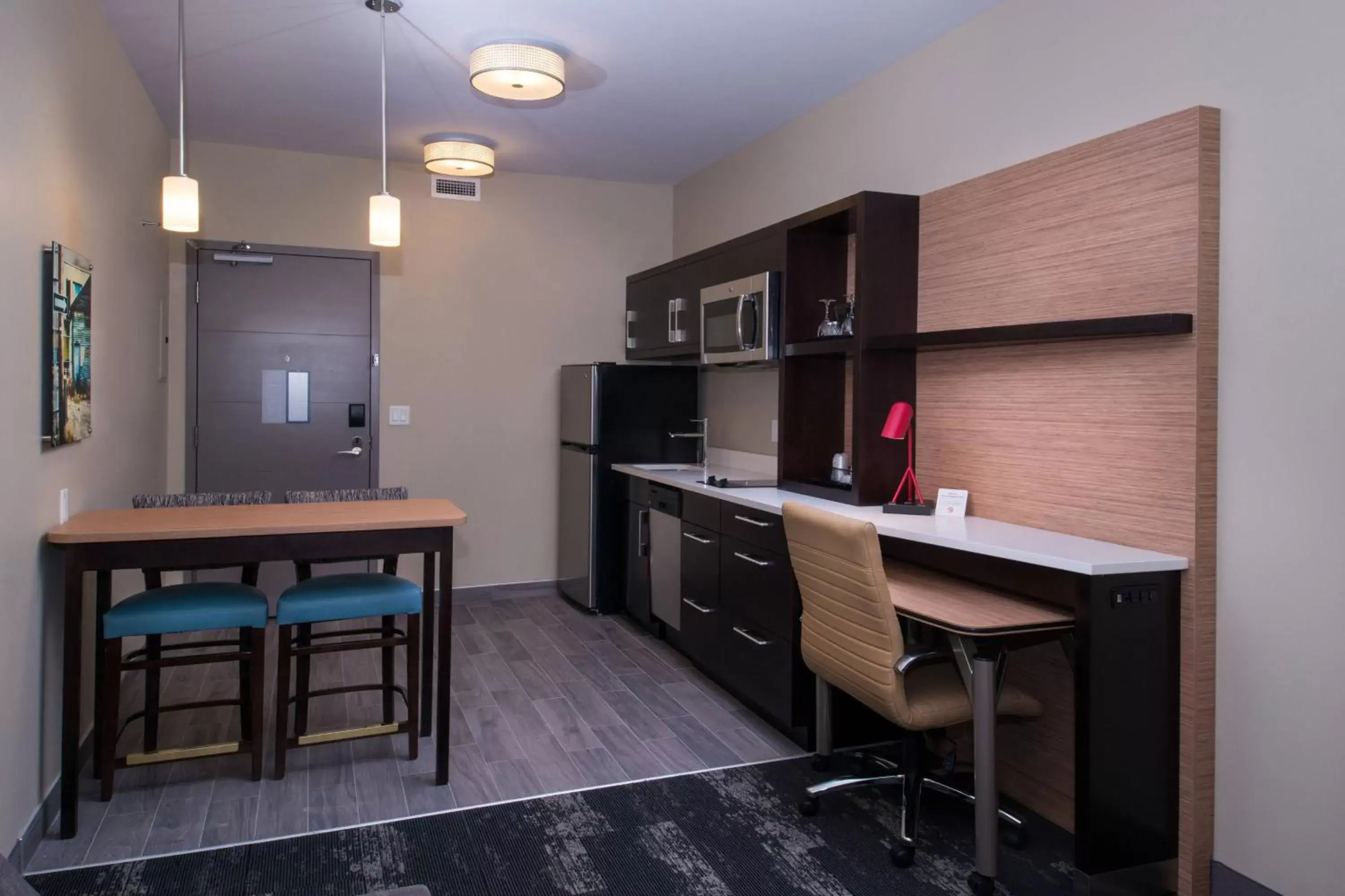 Kitchen or kitchenette in TownePlace Suites by Marriott Saskatoon