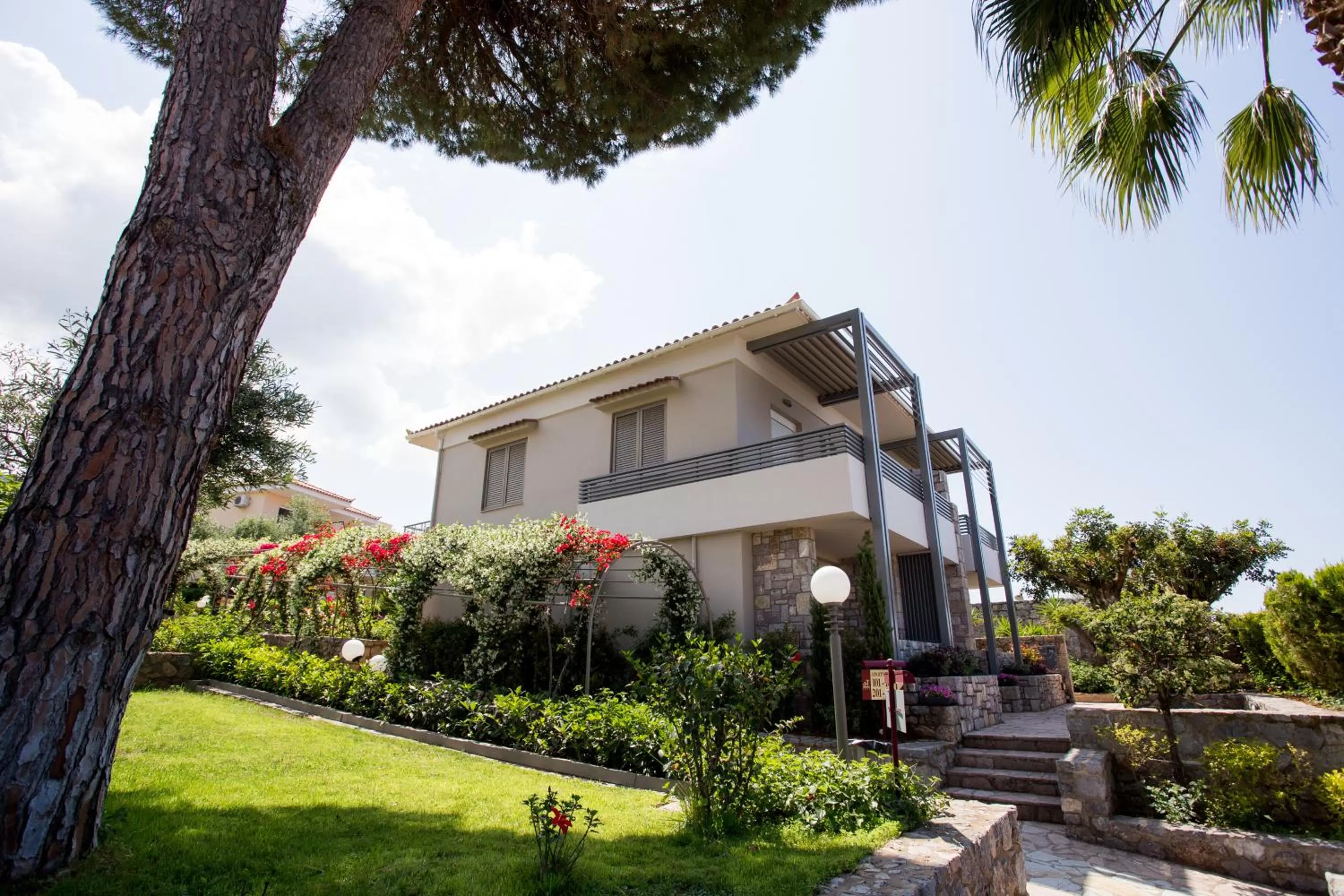 Property building in Akti Taygetos - Conference Resort