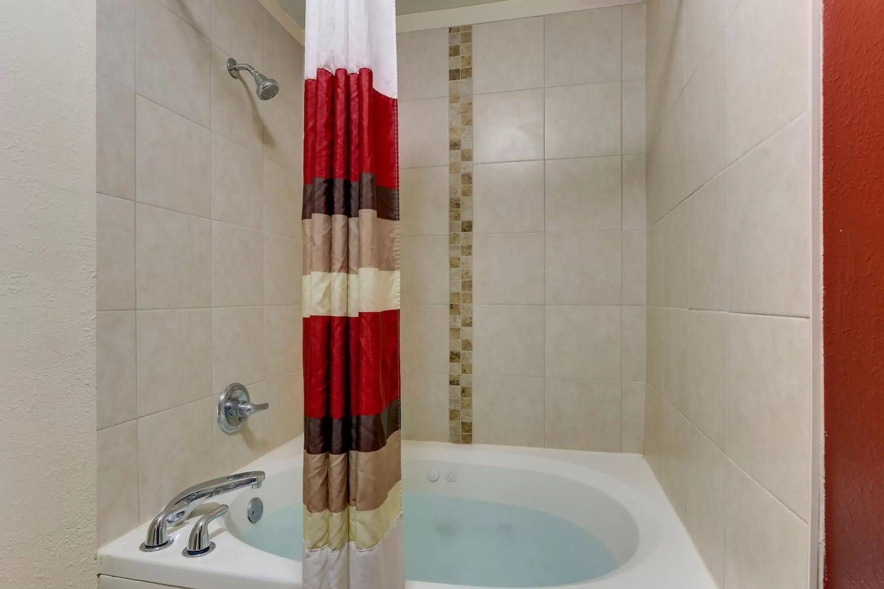 Spa and wellness centre/facilities, Bathroom in Red Roof Inn Springfield, OH