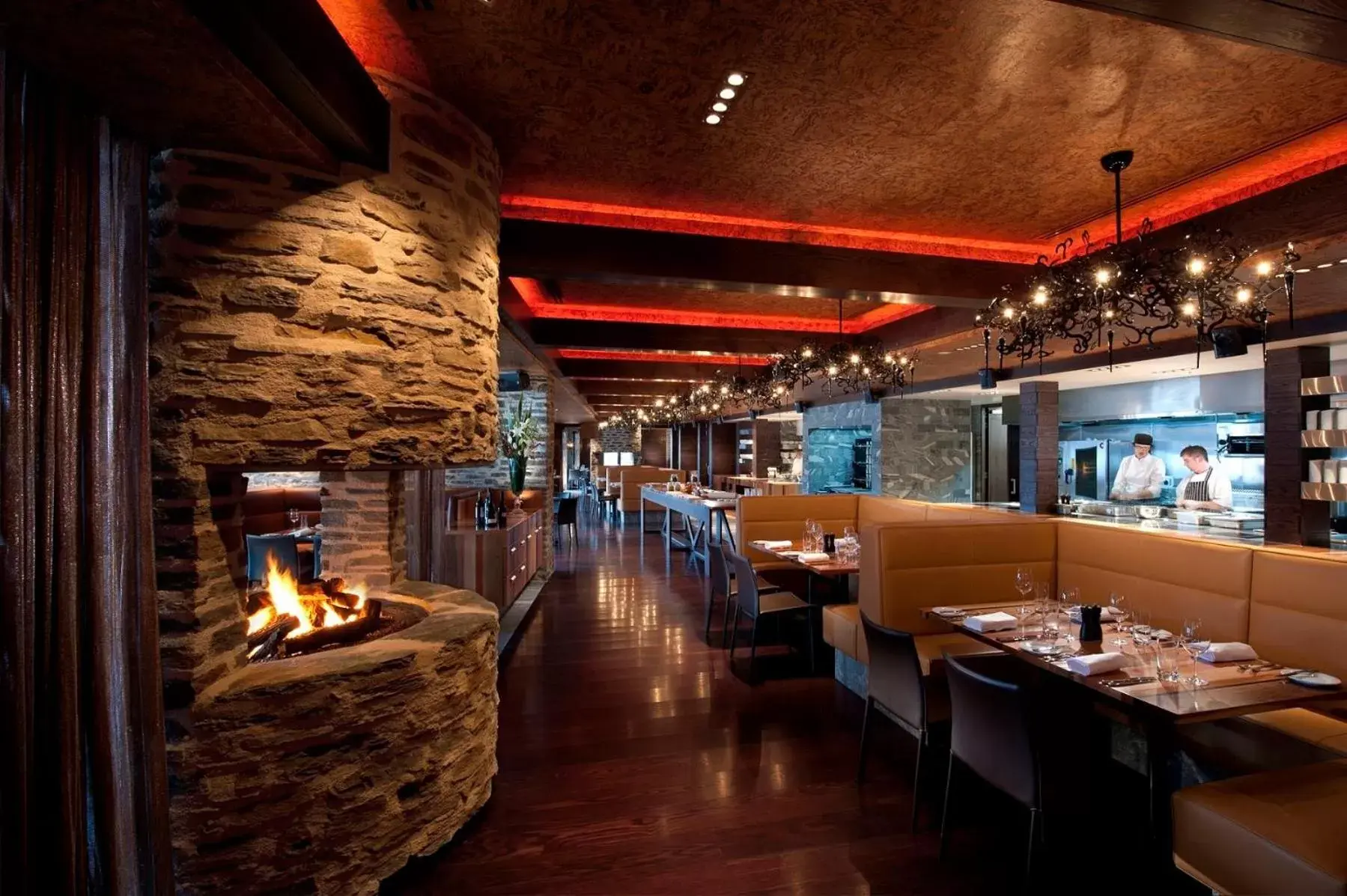 Restaurant/Places to Eat in DoubleTree by Hilton Queenstown