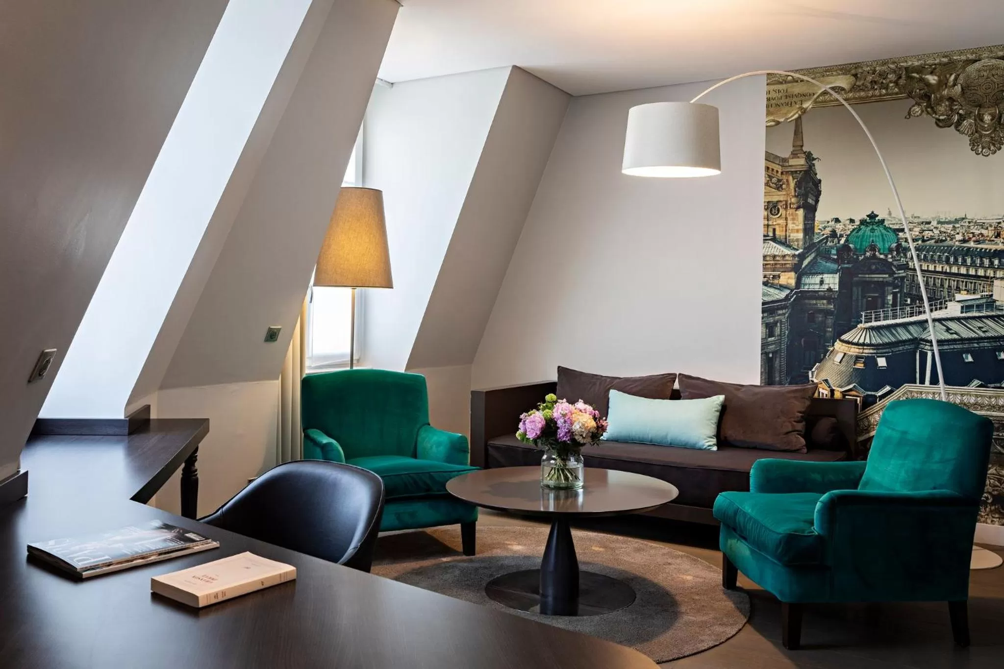 Photo of the whole room in Hotel Indigo Paris - Opera by IHG