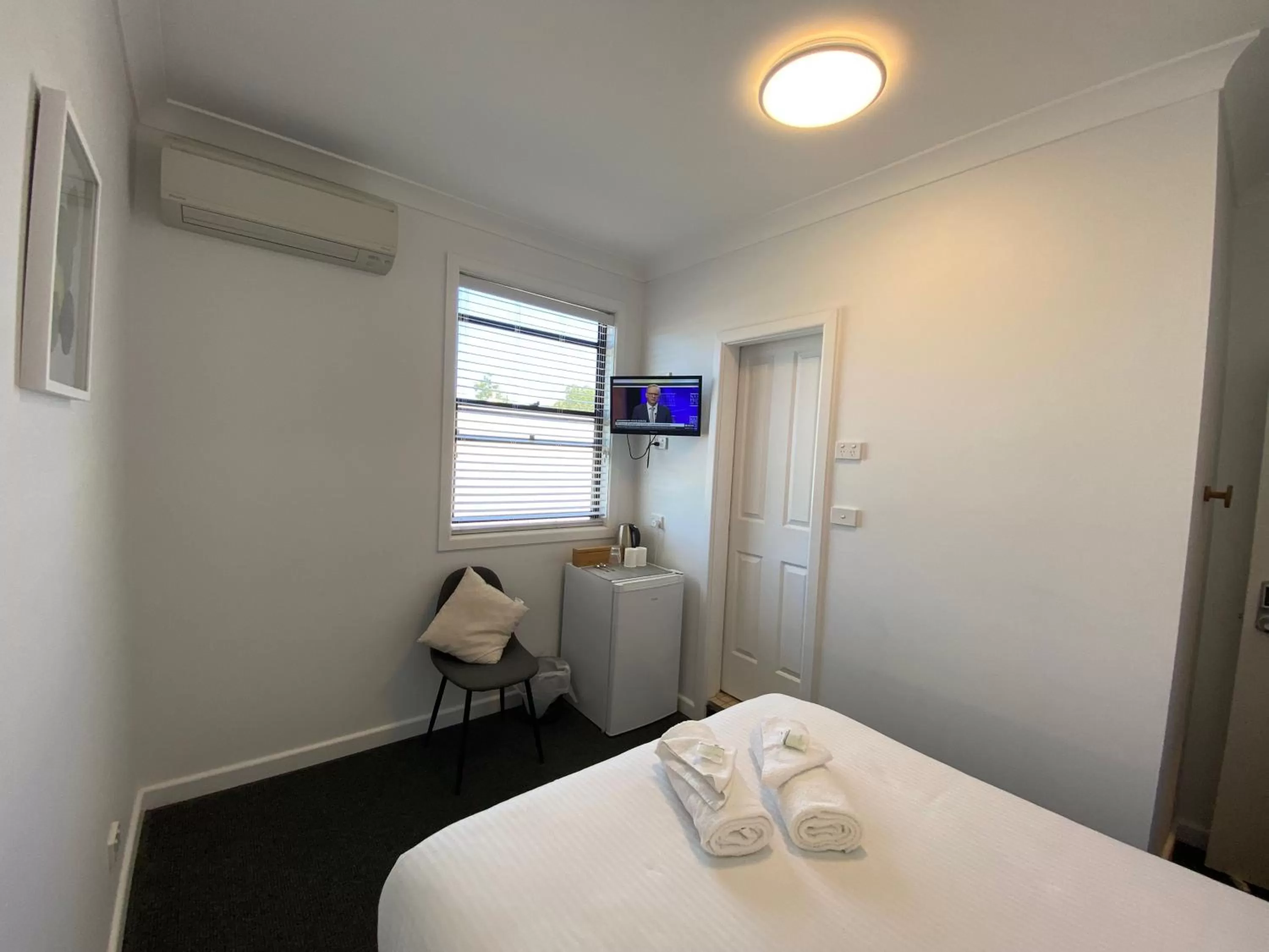 Bed in Central Motel Mudgee