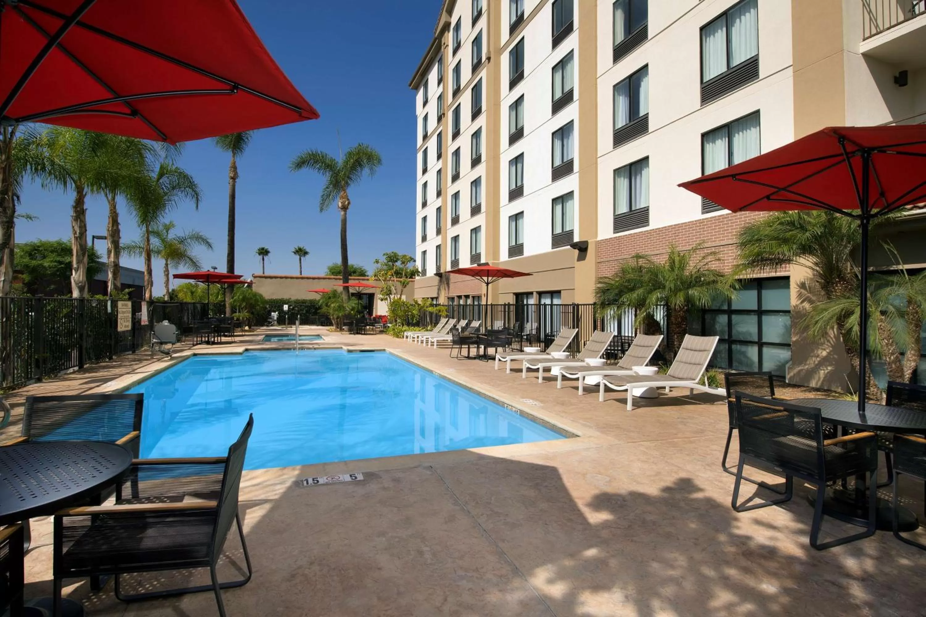 Pool view in Hampton Inn & Suites Anaheim Garden Grove