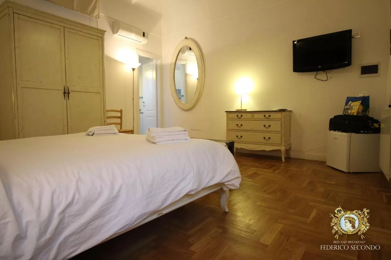 Bedroom, Bed in Federico Secondo B&B