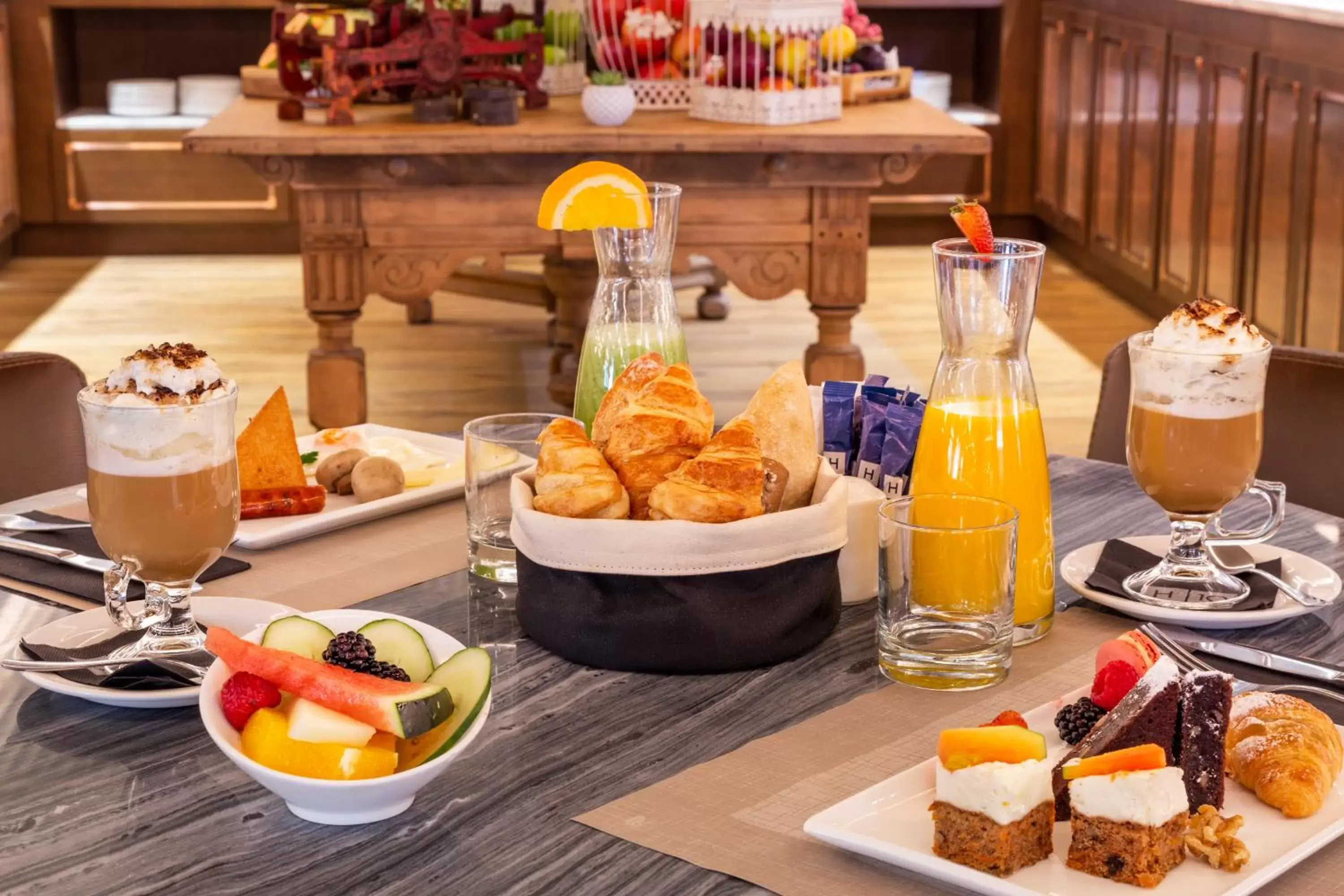 Buffet breakfast, Breakfast in H10 Corregidor Boutique Hotel