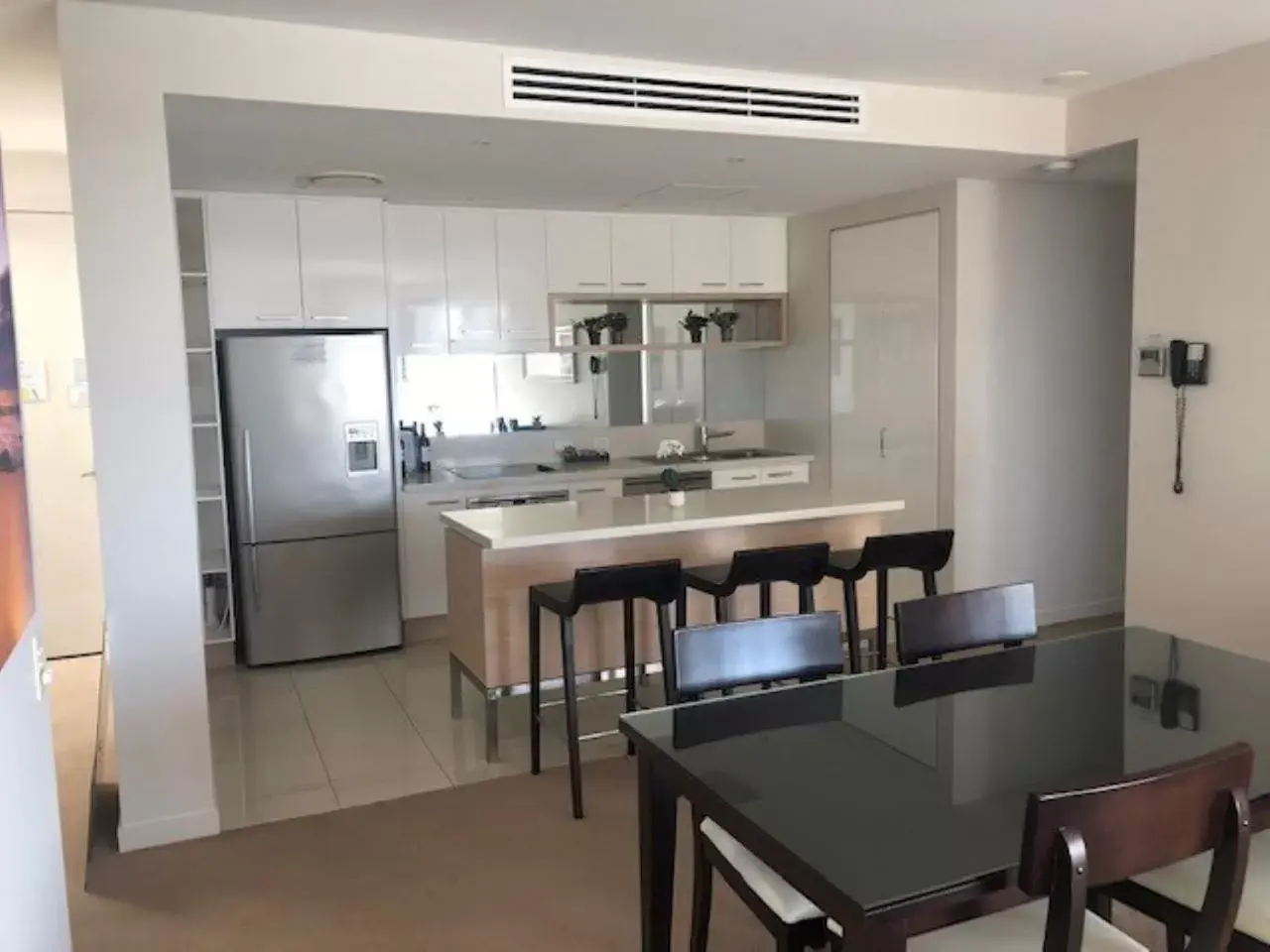 Kitchen or kitchenette, Kitchen/Kitchenette in Grand Mercure Allegra Hervey Bay