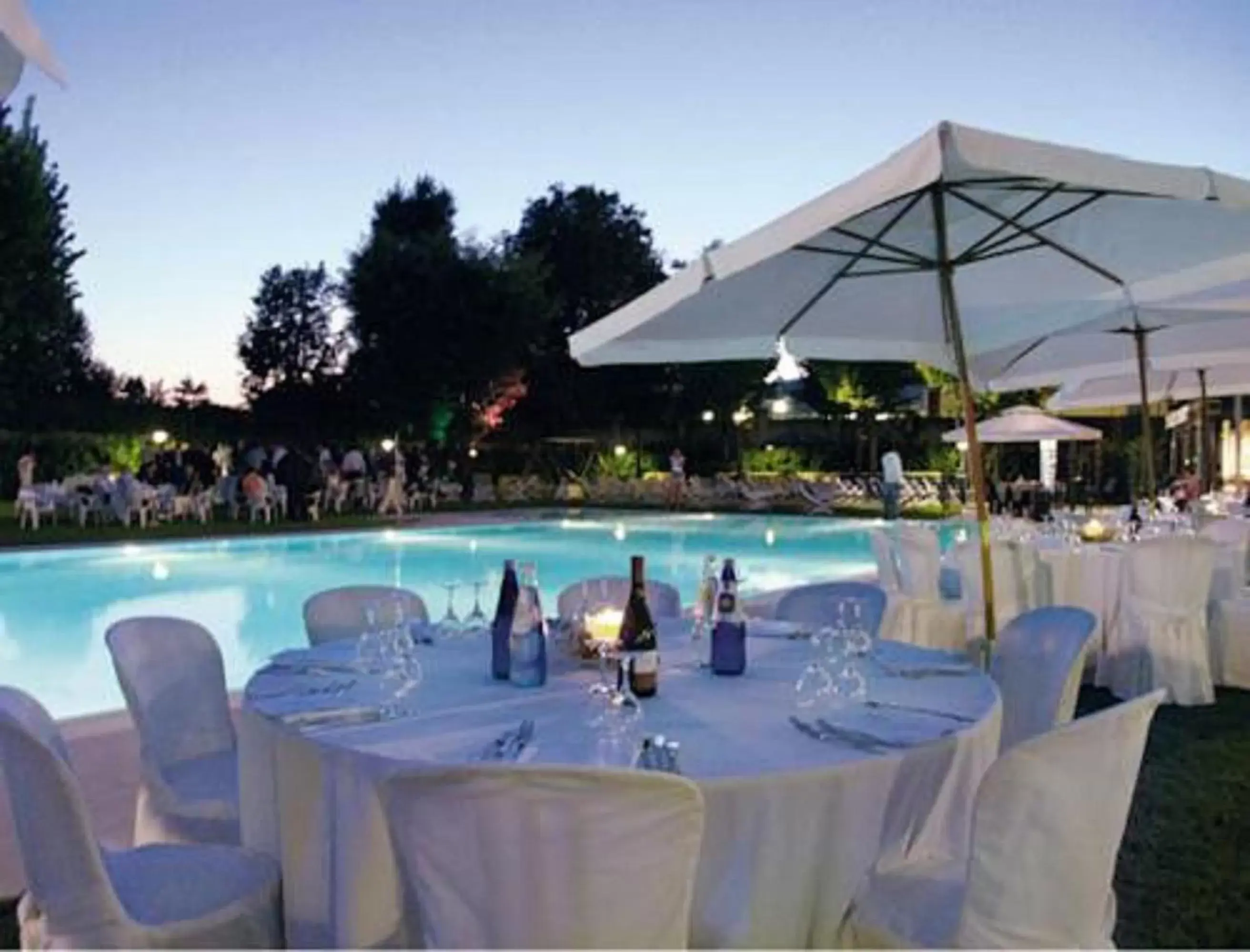 Restaurant/Places to Eat in Hotel Sporting Brugherio