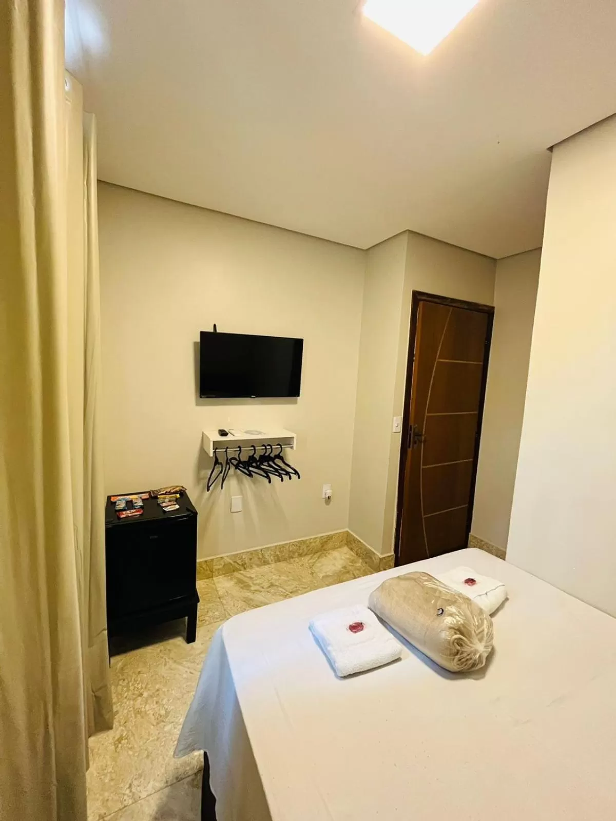 TV/Entertainment Center in Riacho Hotel