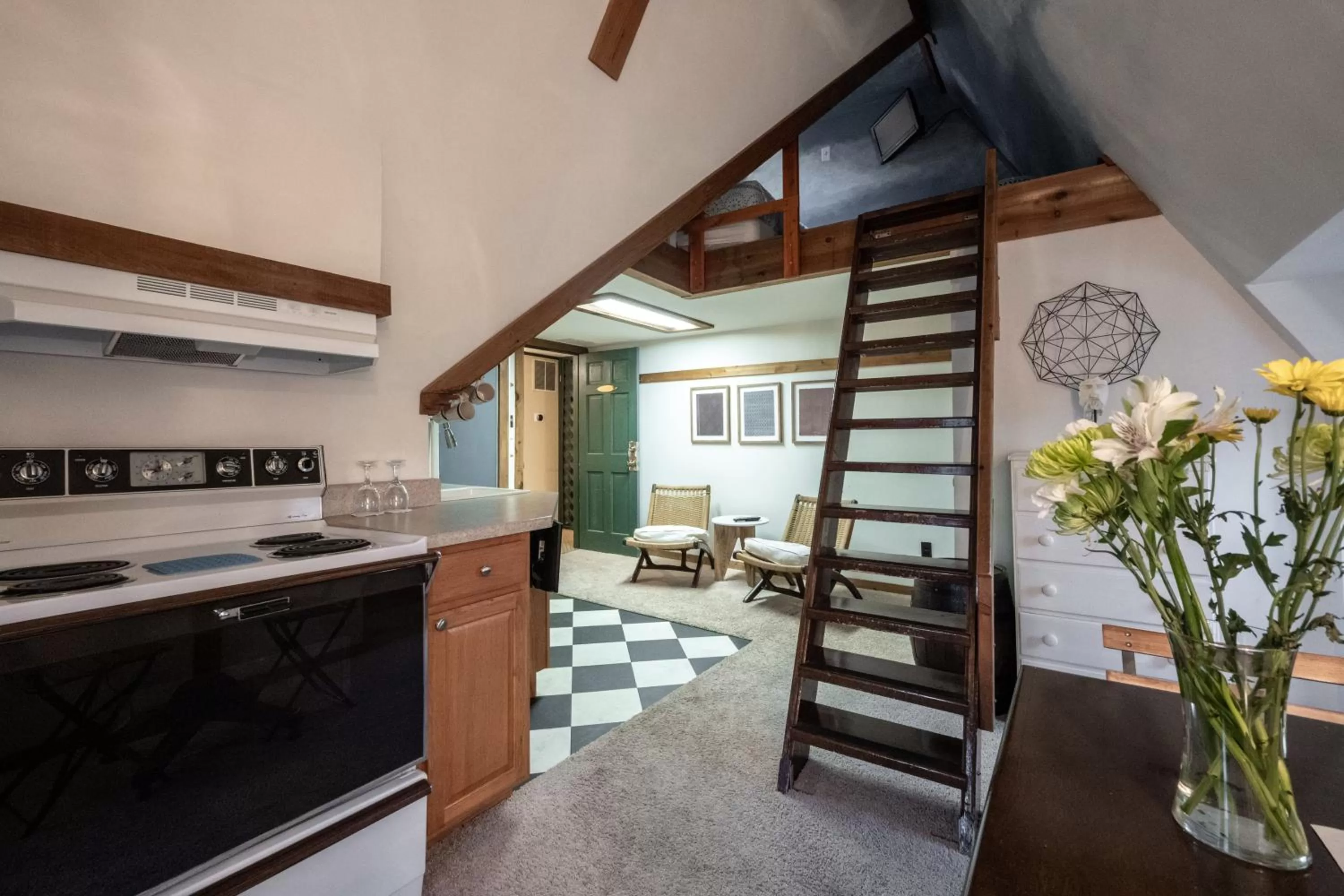 Kitchen or kitchenette in Stone Soup Inn