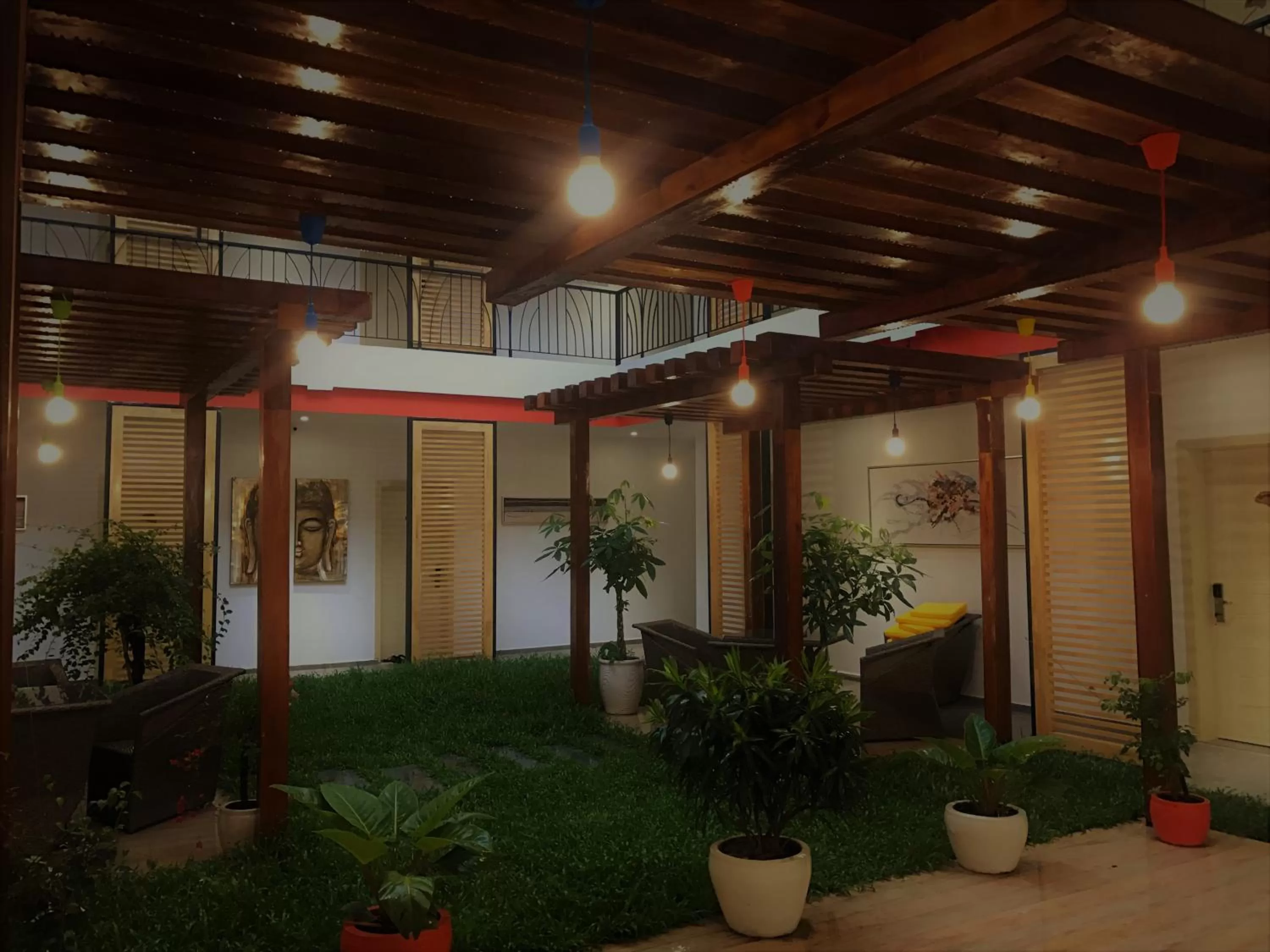 Garden view in Benny's City Hotel