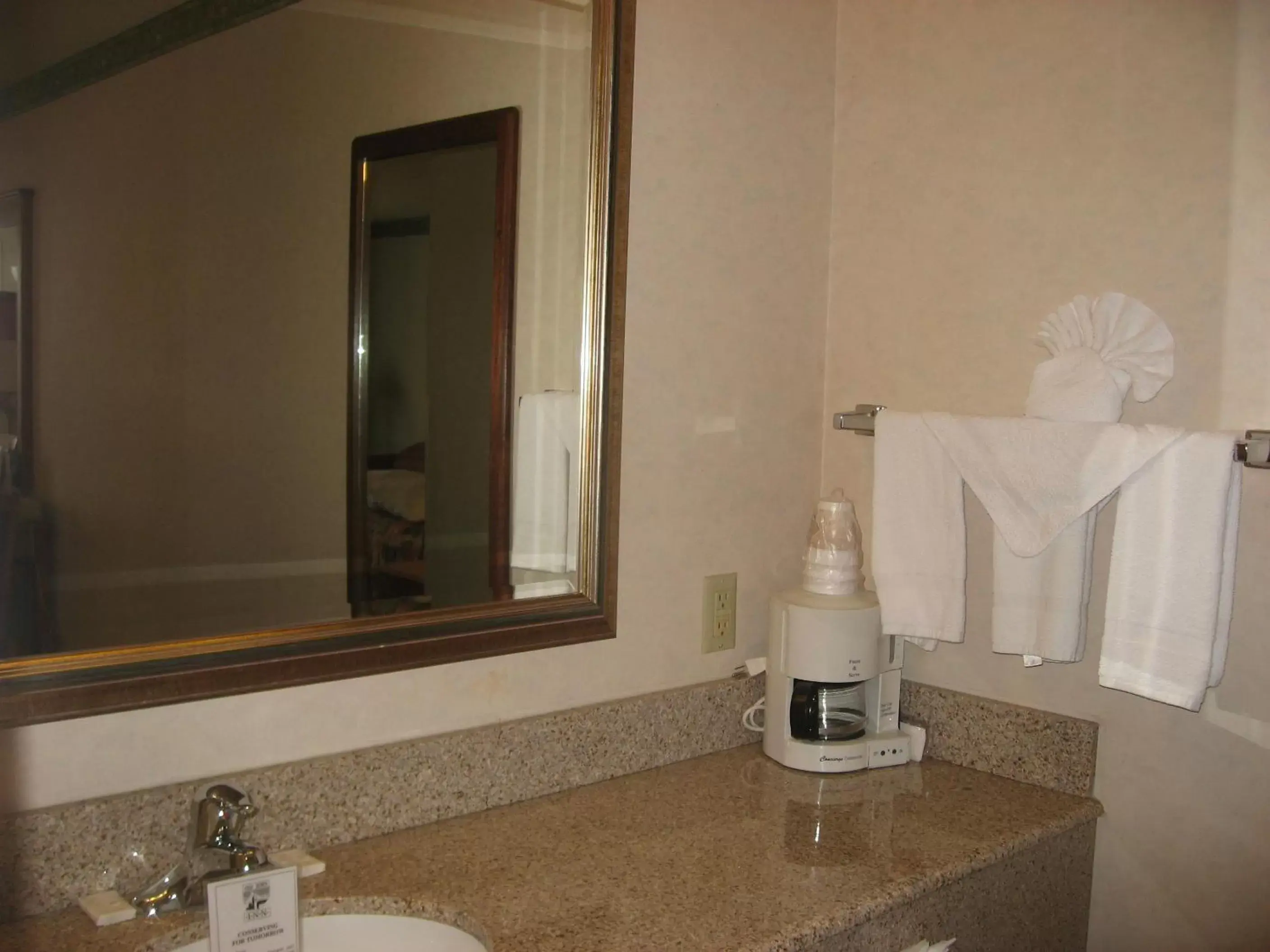 King Single Hearing & Visually Impaired in Old Town Inn King Single Hearing & Visually Impaired in Old Town Inn