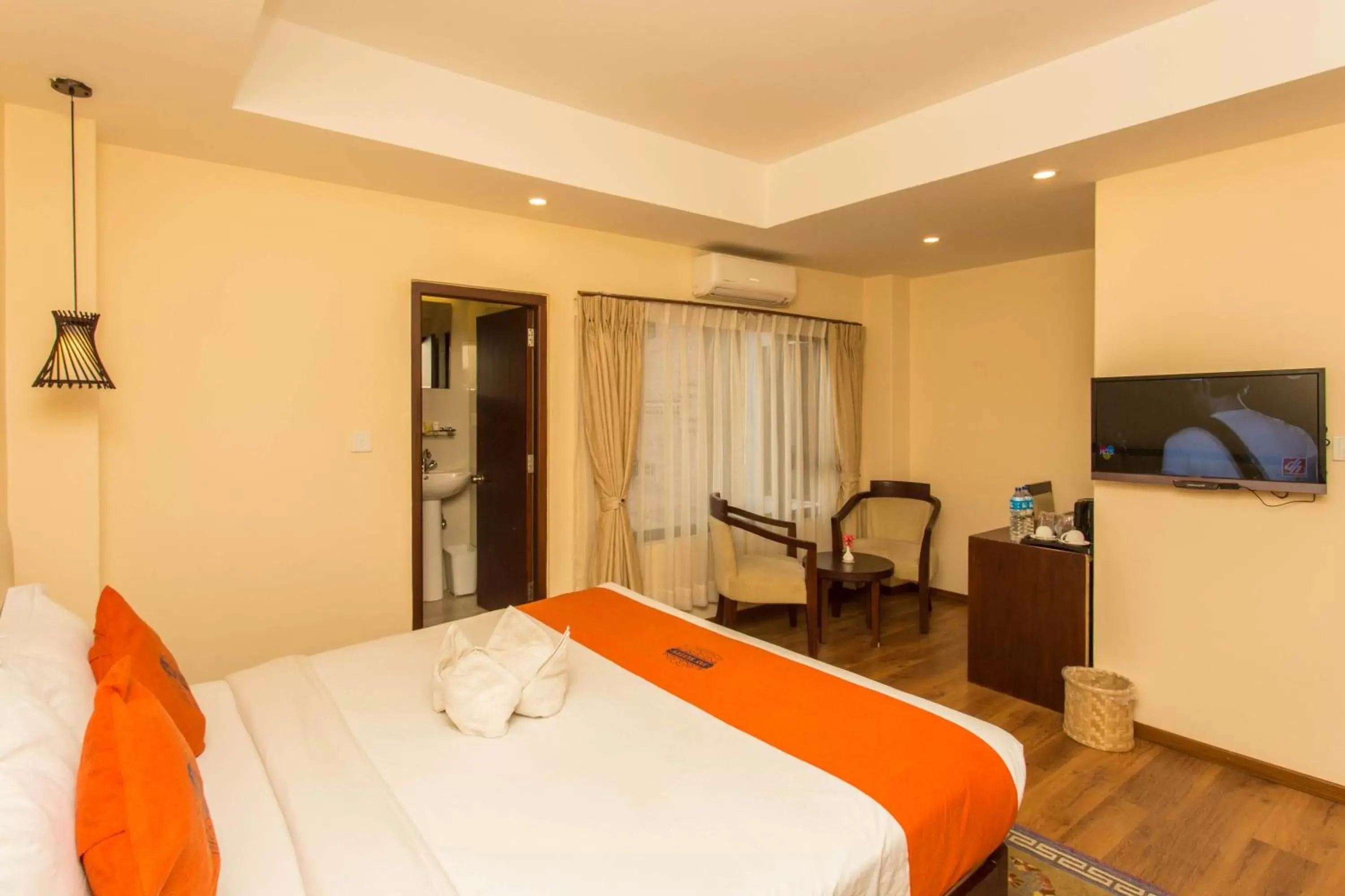 Bedroom, Bed in Hotel Jay Suites