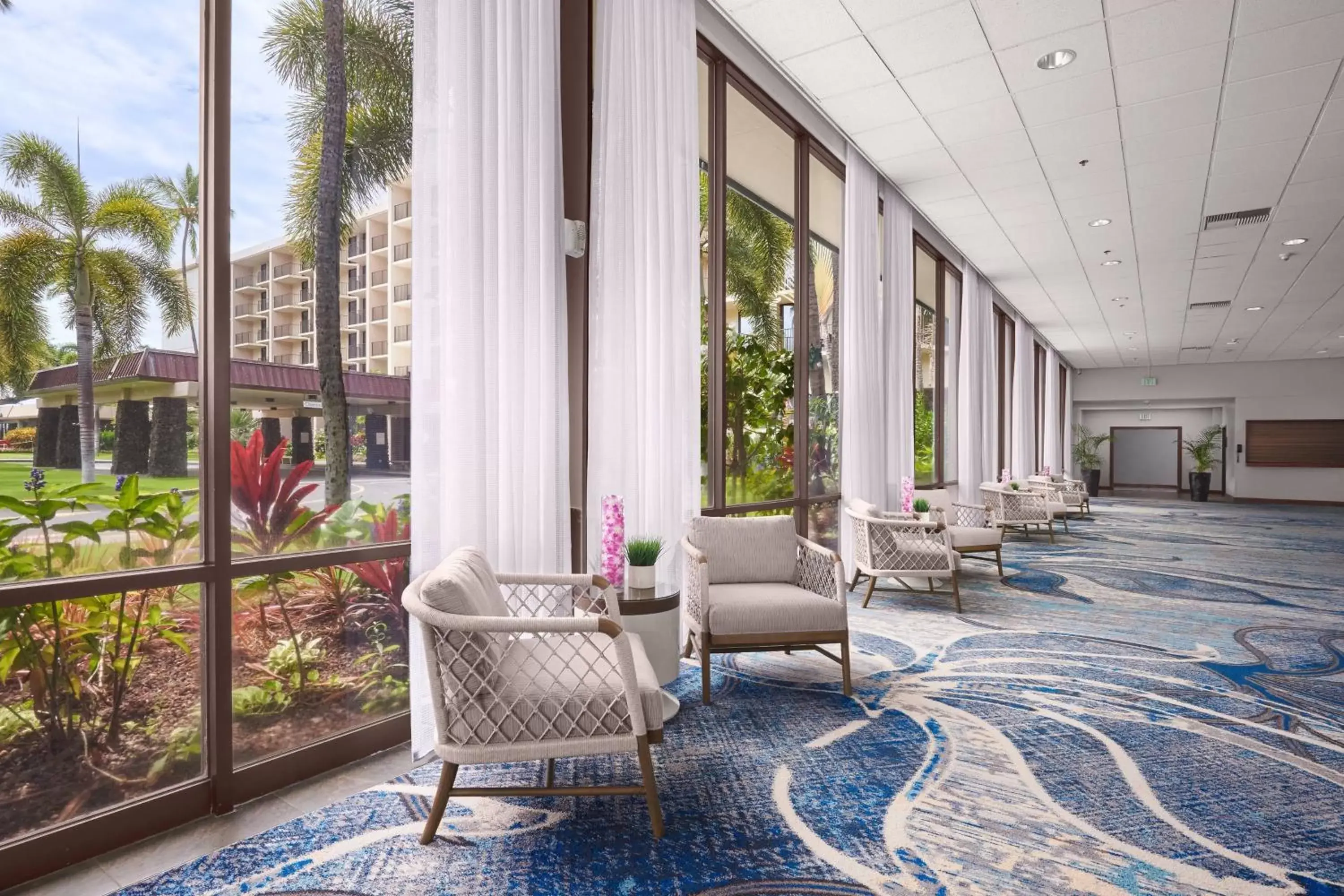 Meeting/conference room in Courtyard by Marriott King Kamehameha's Kona Beach Hotel