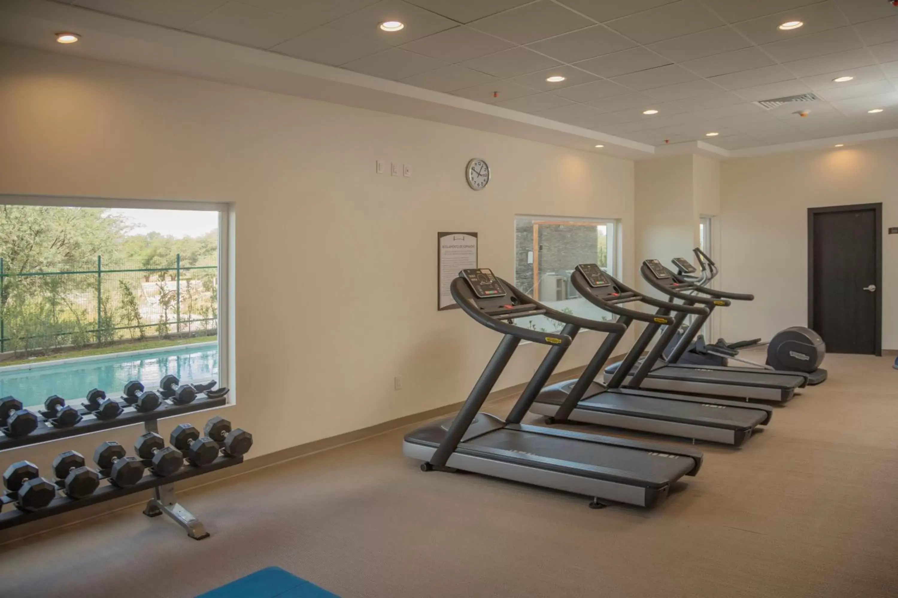 Fitness centre/facilities in Staybridge Suites Silao by IHG Fitness centre/facilities in Staybridge Suites Silao by IHG