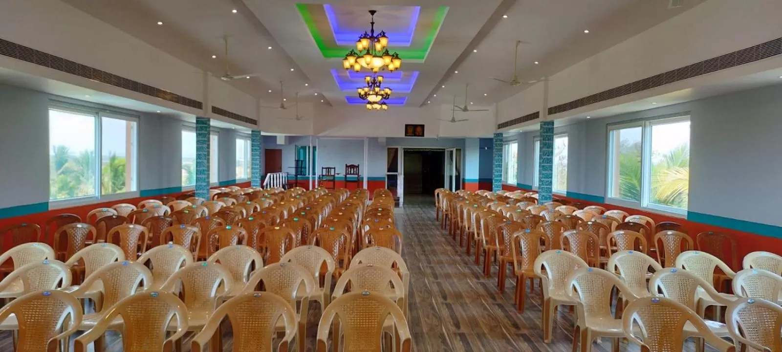 Business facilities in Sangam Inn & Banquets