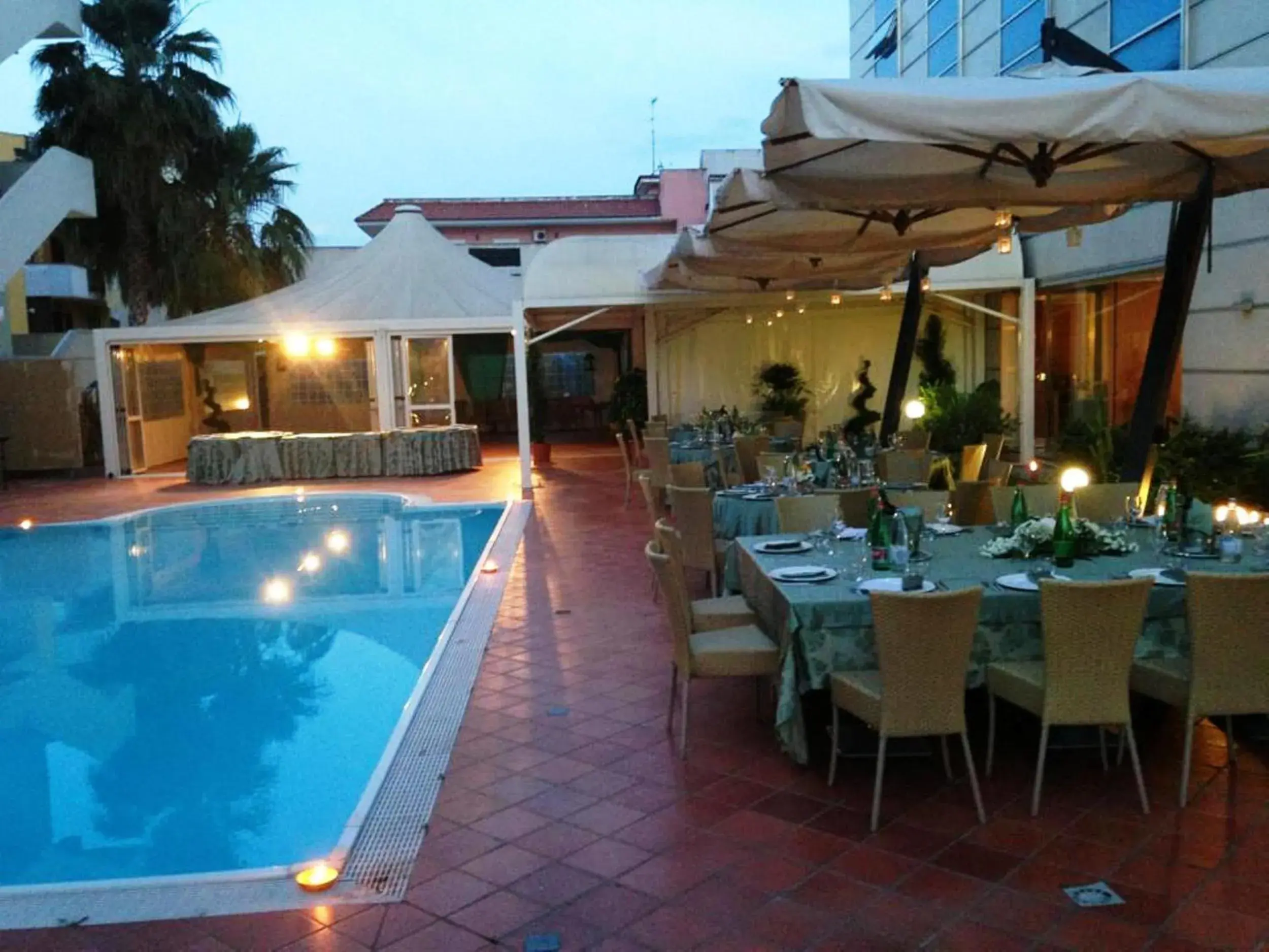 Restaurant/places to eat, Swimming Pool in Hotel San Mauro