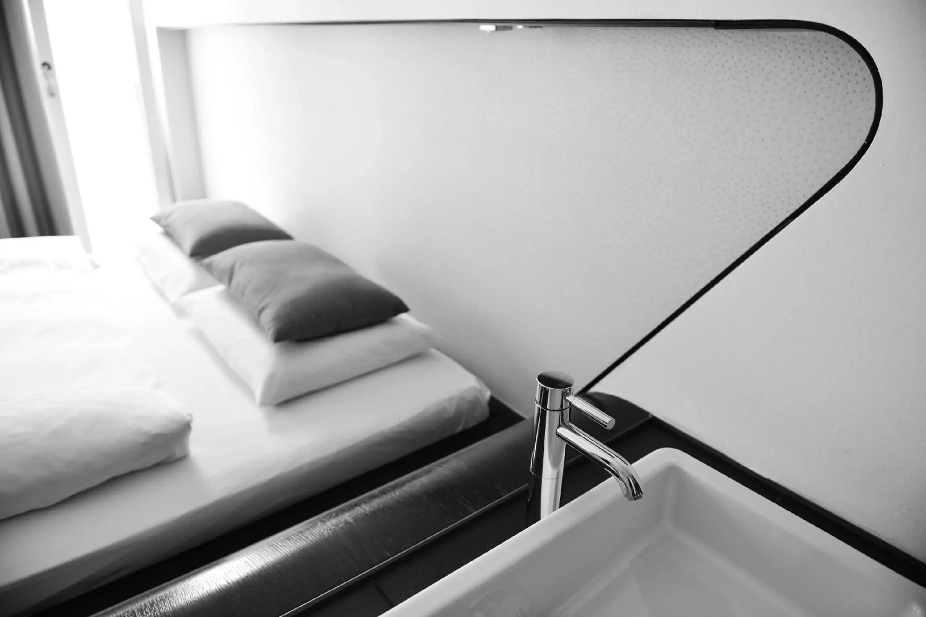 Photo of the whole room, Bed in Hotel Q! Berlin Photo of the whole room, Bed in Hotel Q! Berlin