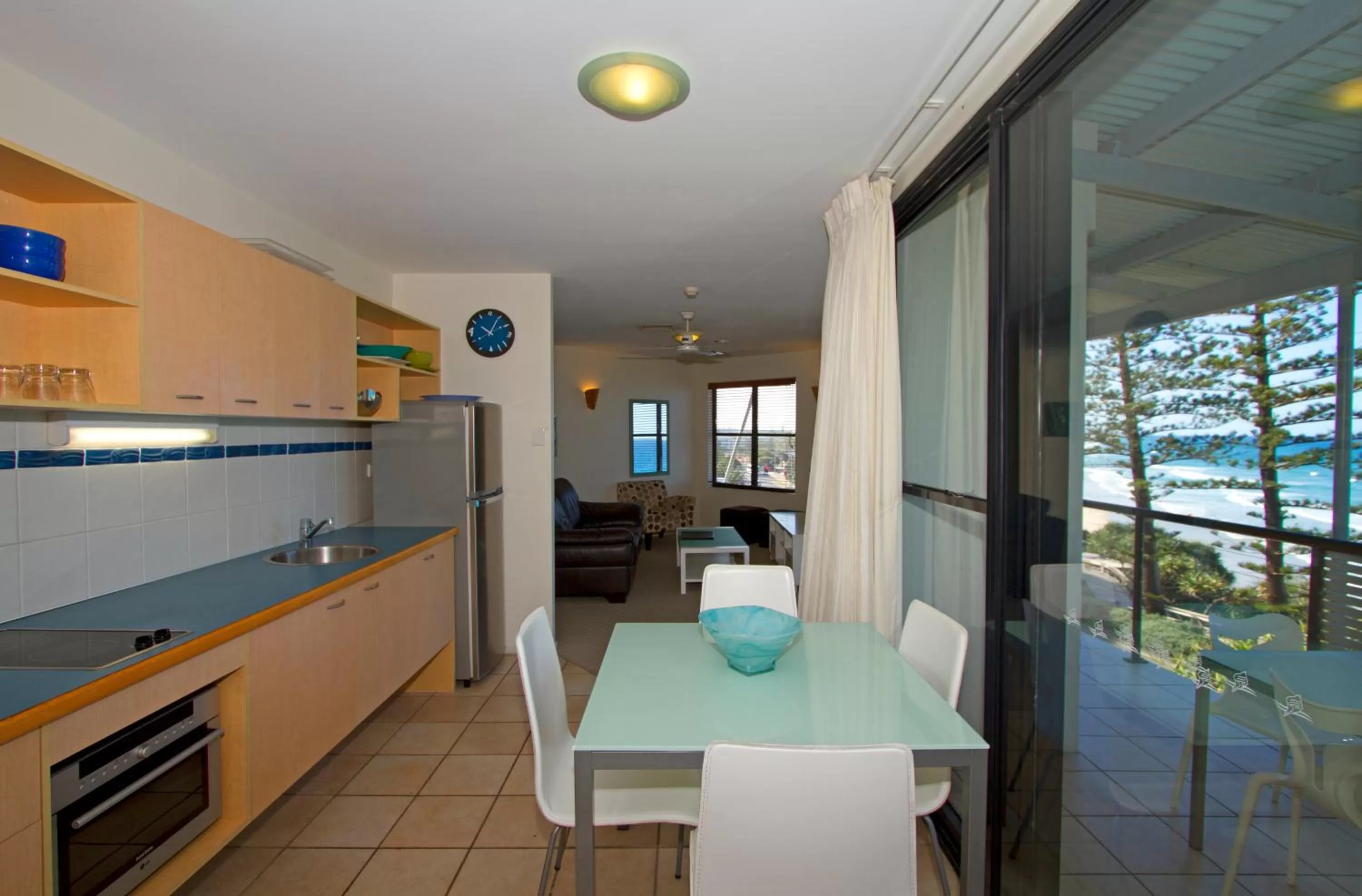 Kitchen or kitchenette in The Beach Retreat Coolum