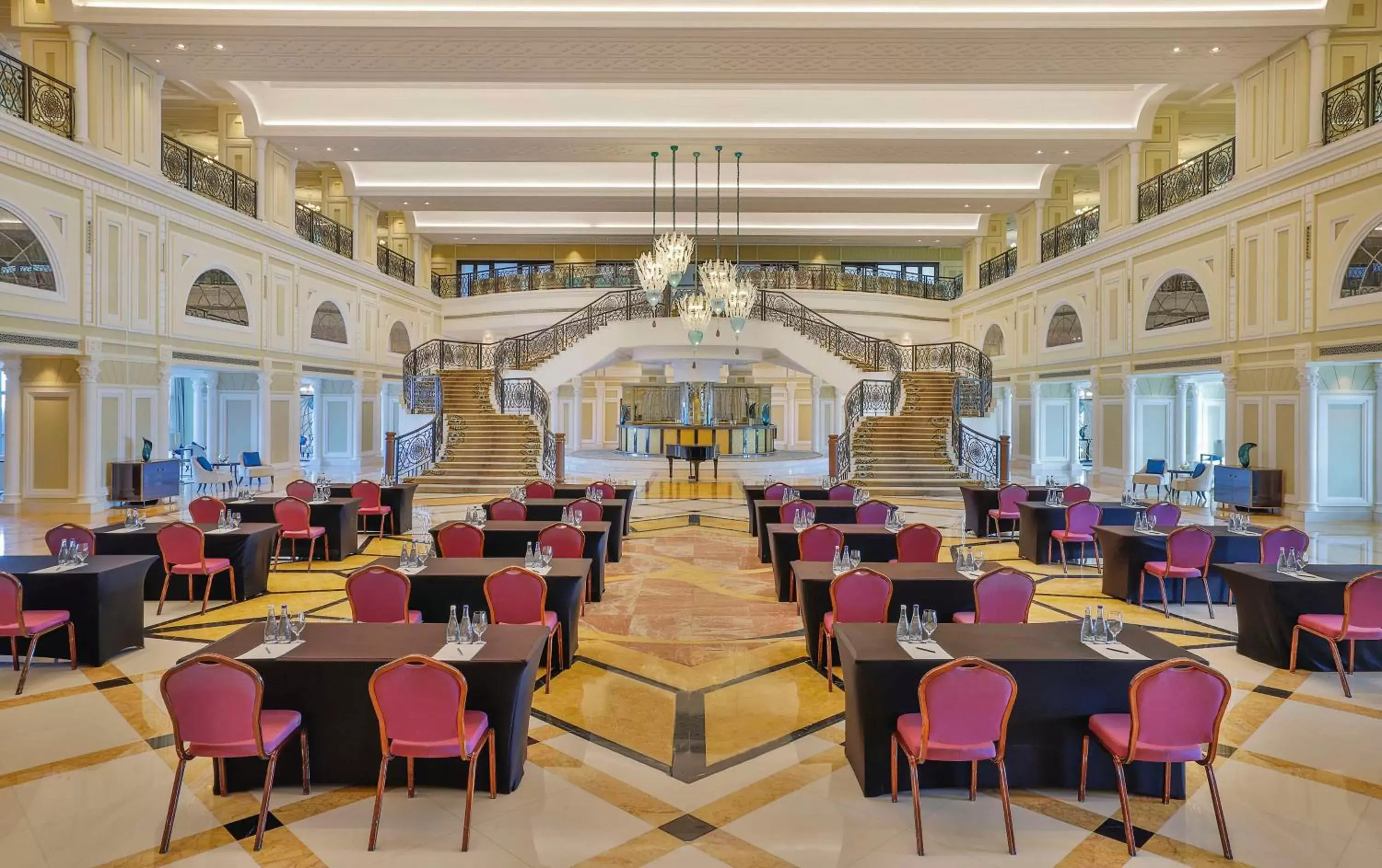 Meeting/conference room, Restaurant/Places to Eat in Waldorf Astoria Ras Al Khaimah