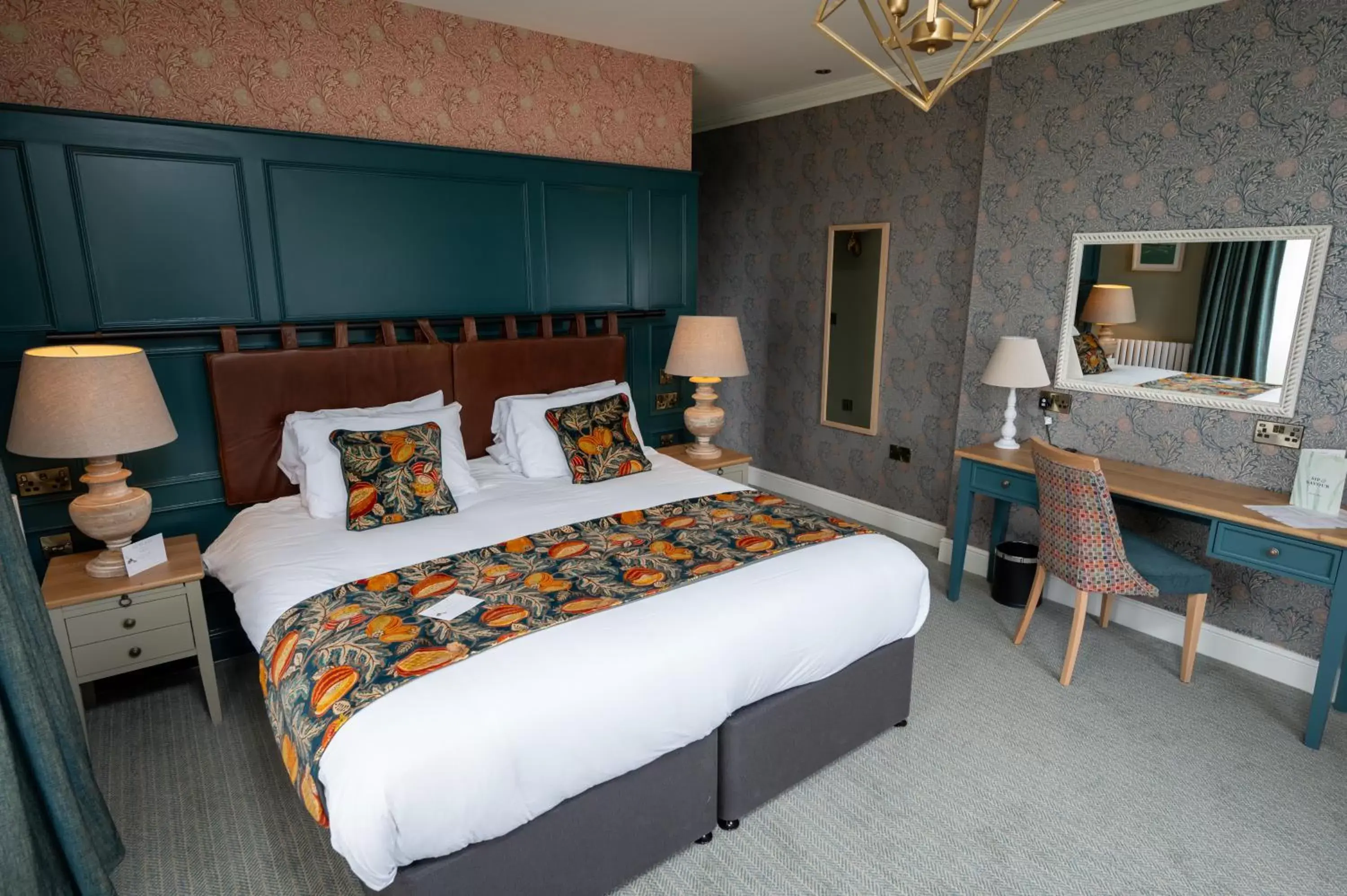 Bed in The Royal Inn by Chef & Brewer Collection