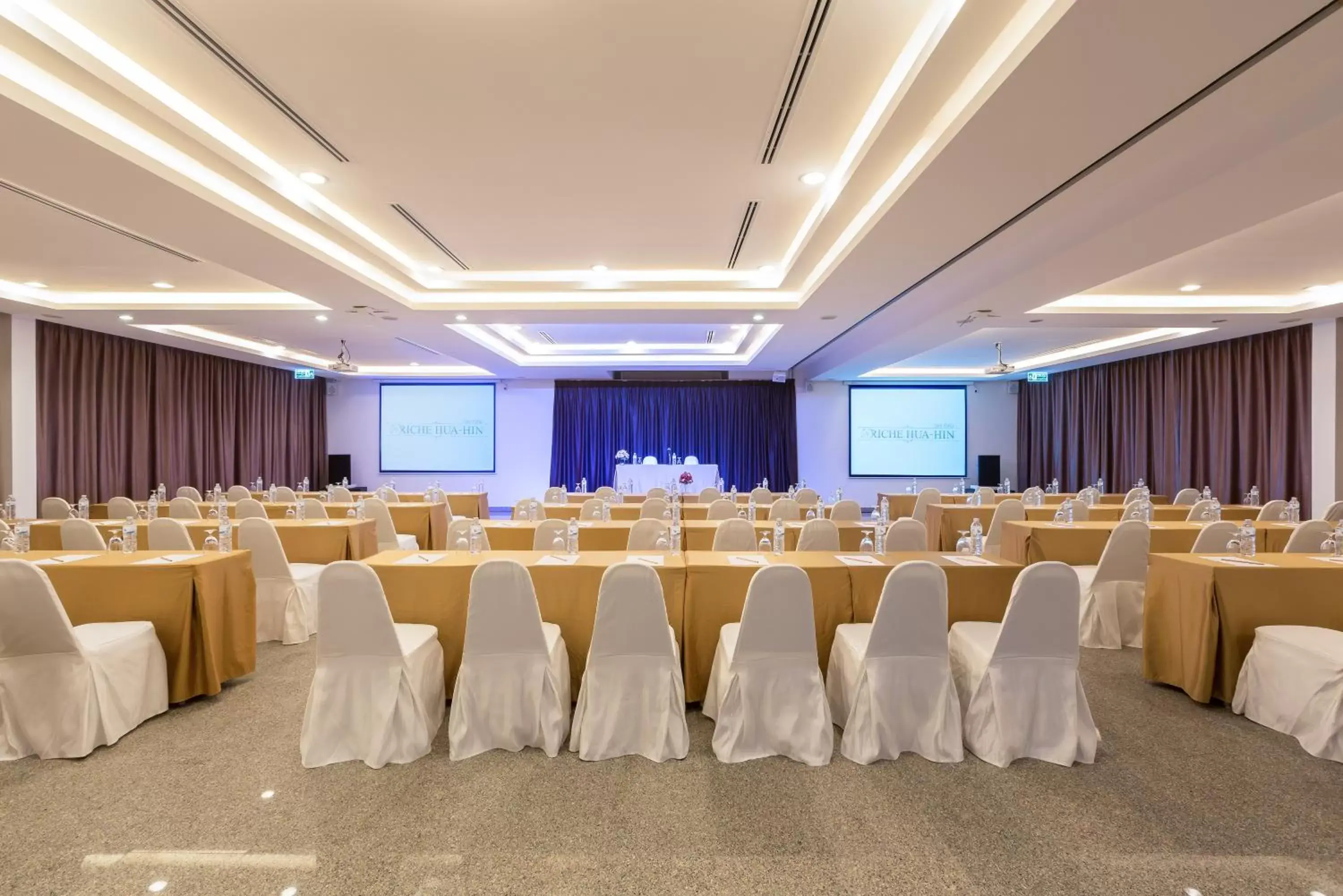 Business facilities in Riche Hua Hin Hotel - SHA Plus