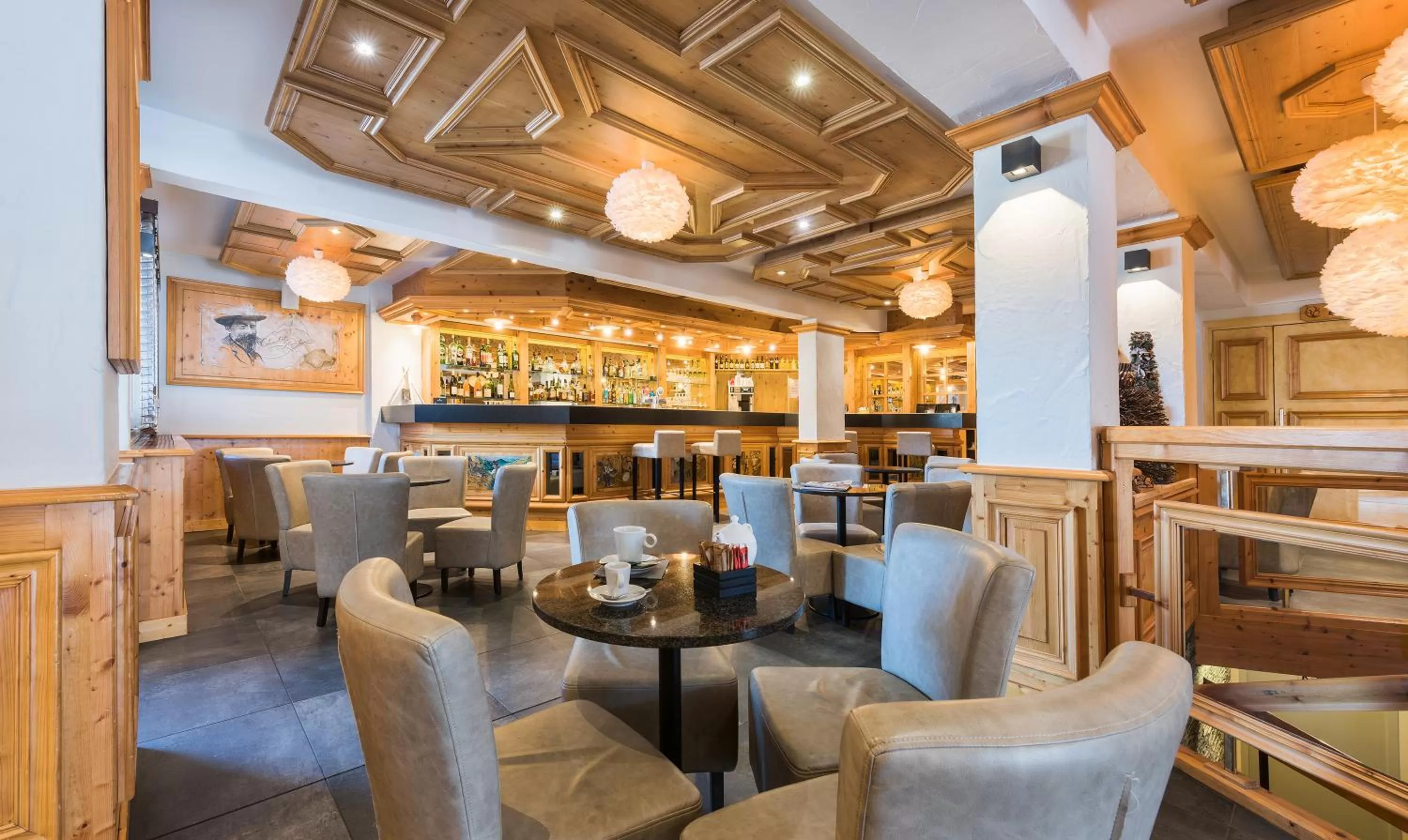 Lounge or bar in Hotel le Petit Dru