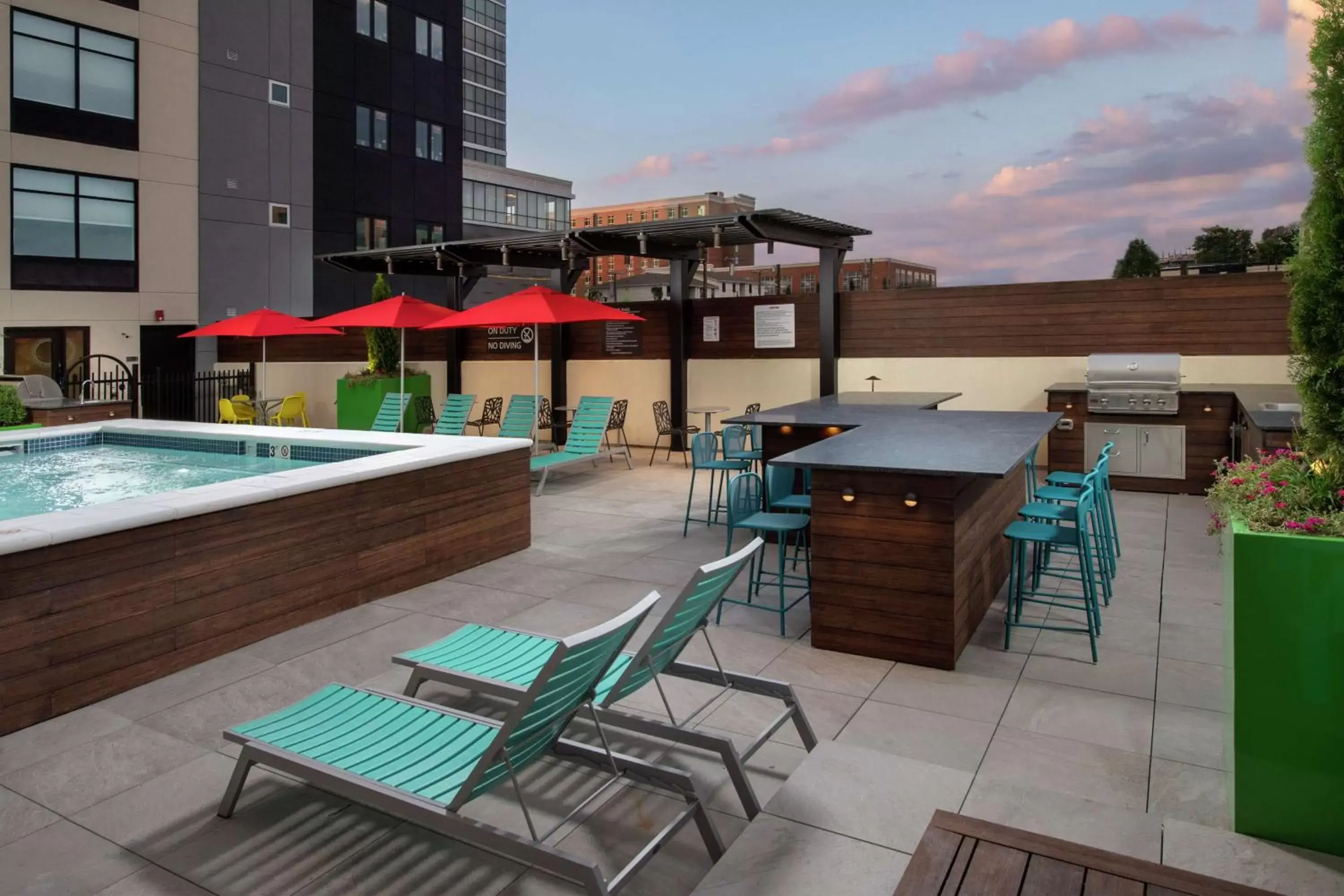 Pool view, Swimming Pool in Home2 Suites By Hilton Nashville Downtown Convention Center