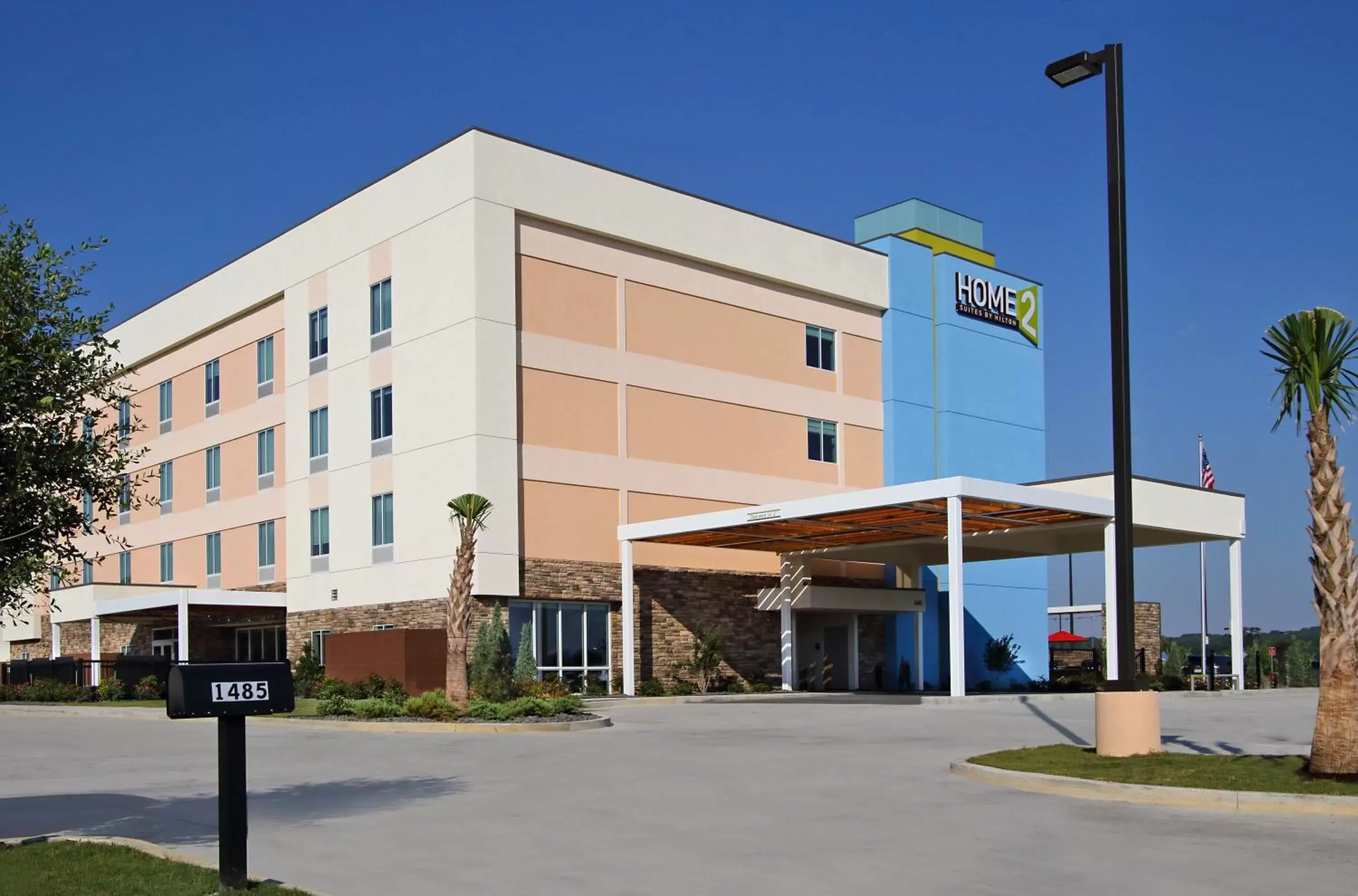 Facade/entrance in Home2 Suites by Hilton Mobile I-65 Government Boulevard