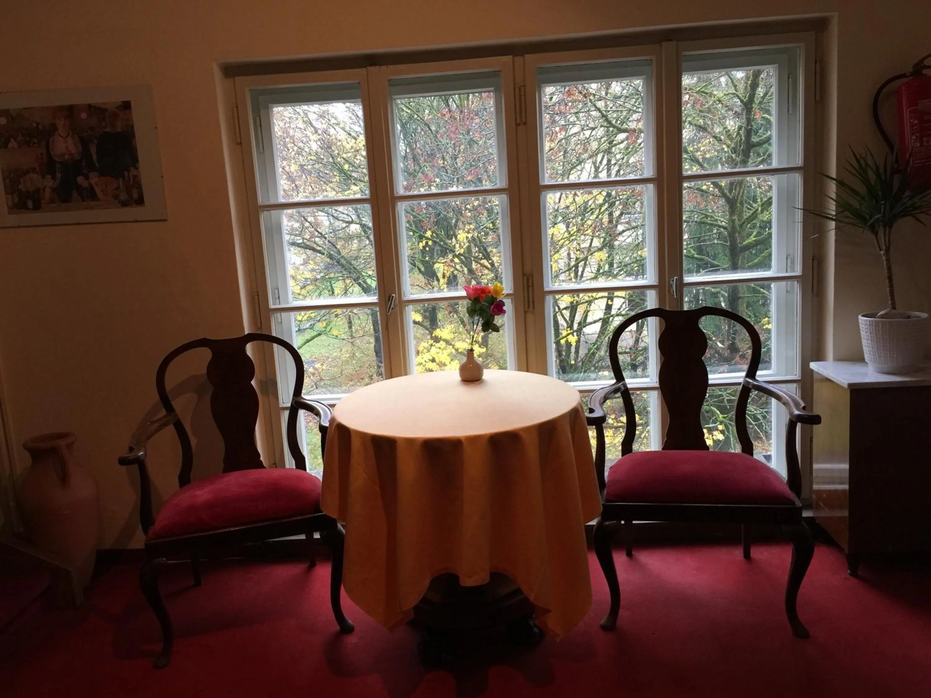 Communal lounge/ TV room in Hotel Galleria