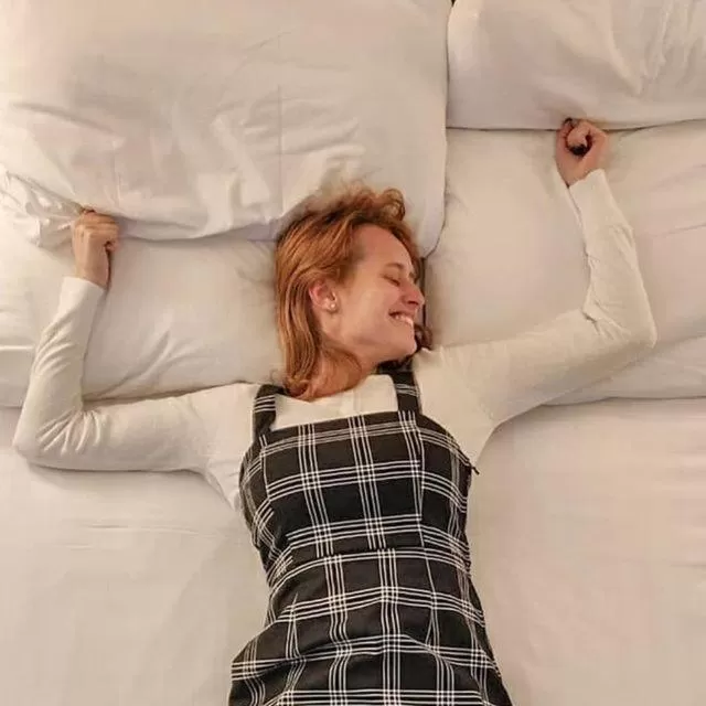 Bed in Holiday Inn Hotel & Suites Warren by IHG