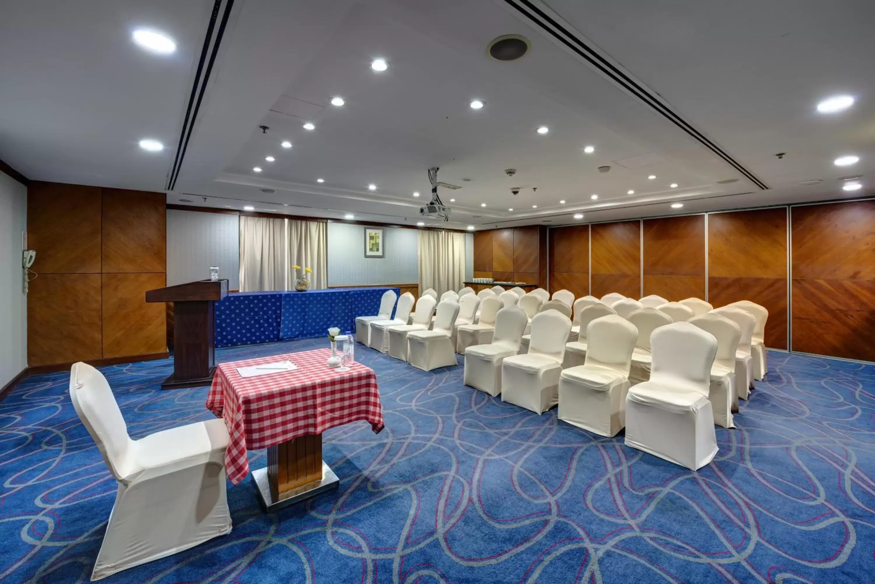 Banquet Facilities in Golden Tulip Hotel Al Barsha