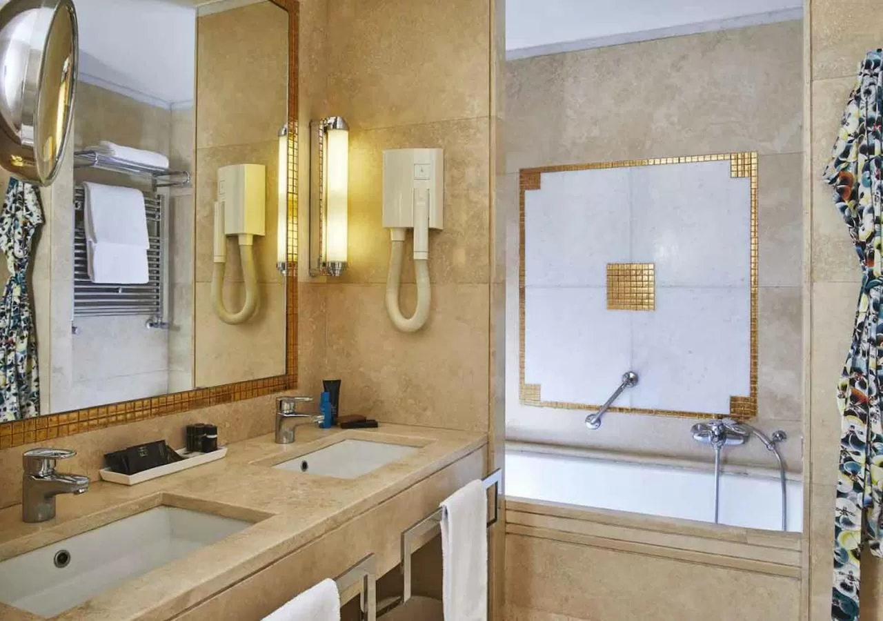 Bathroom in FH55 Grand Hotel Palatino