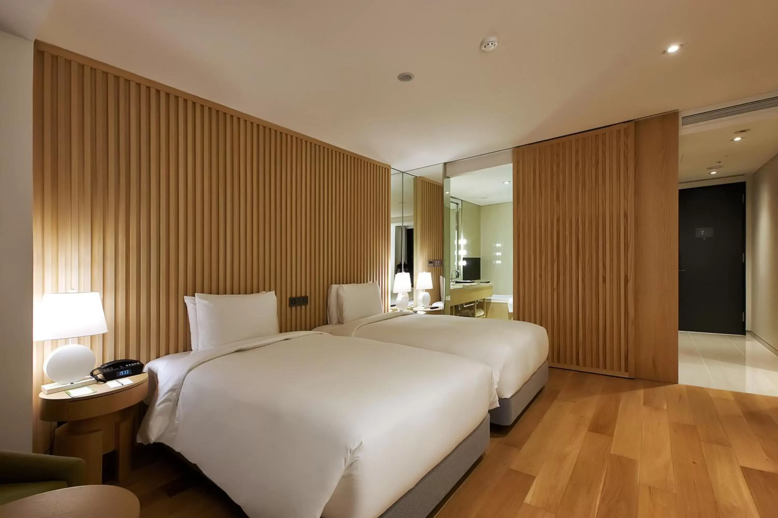 Bedroom in Hotel Entra Gangnam