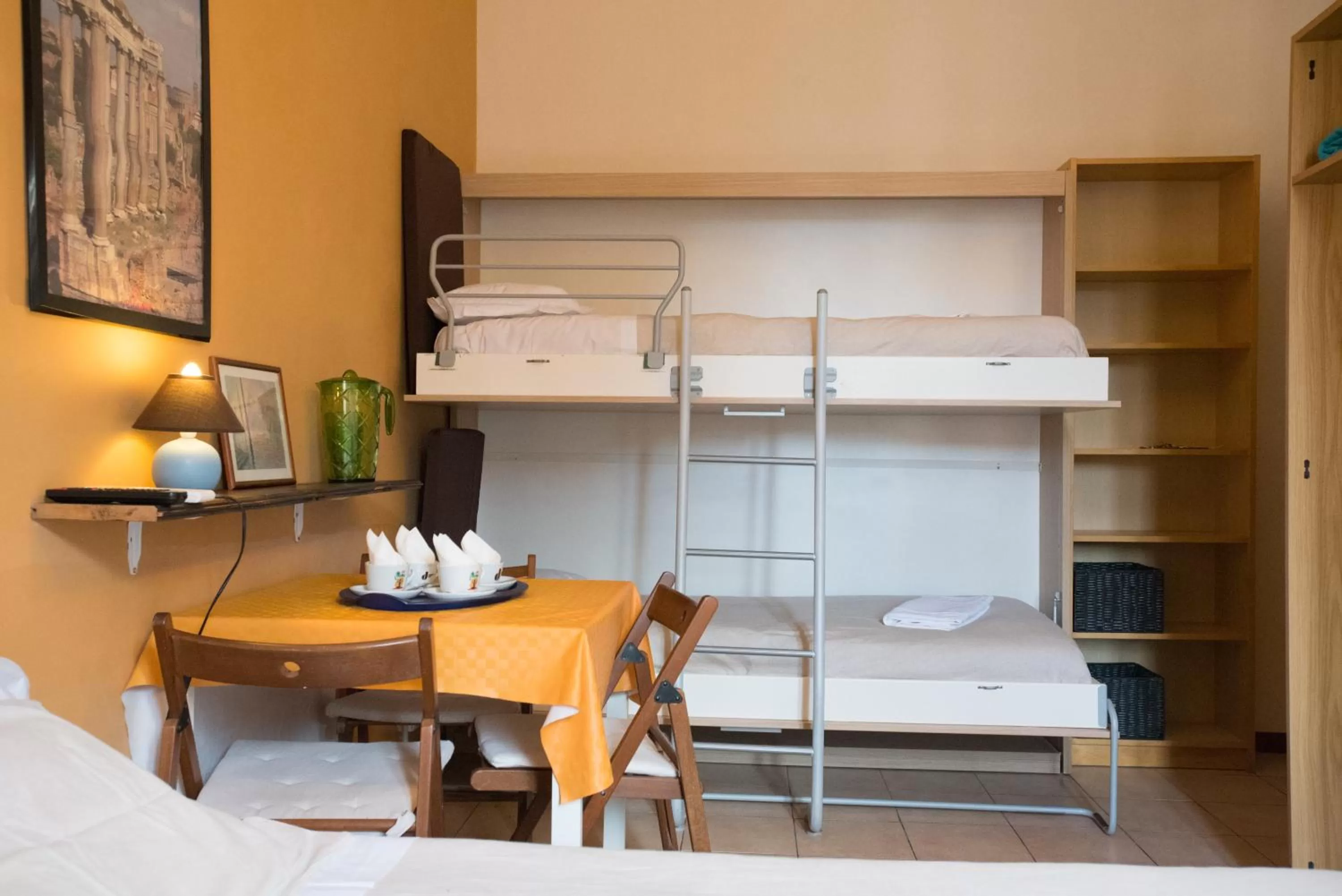 Food and drinks, Bed in Quo Vadis Roma 2