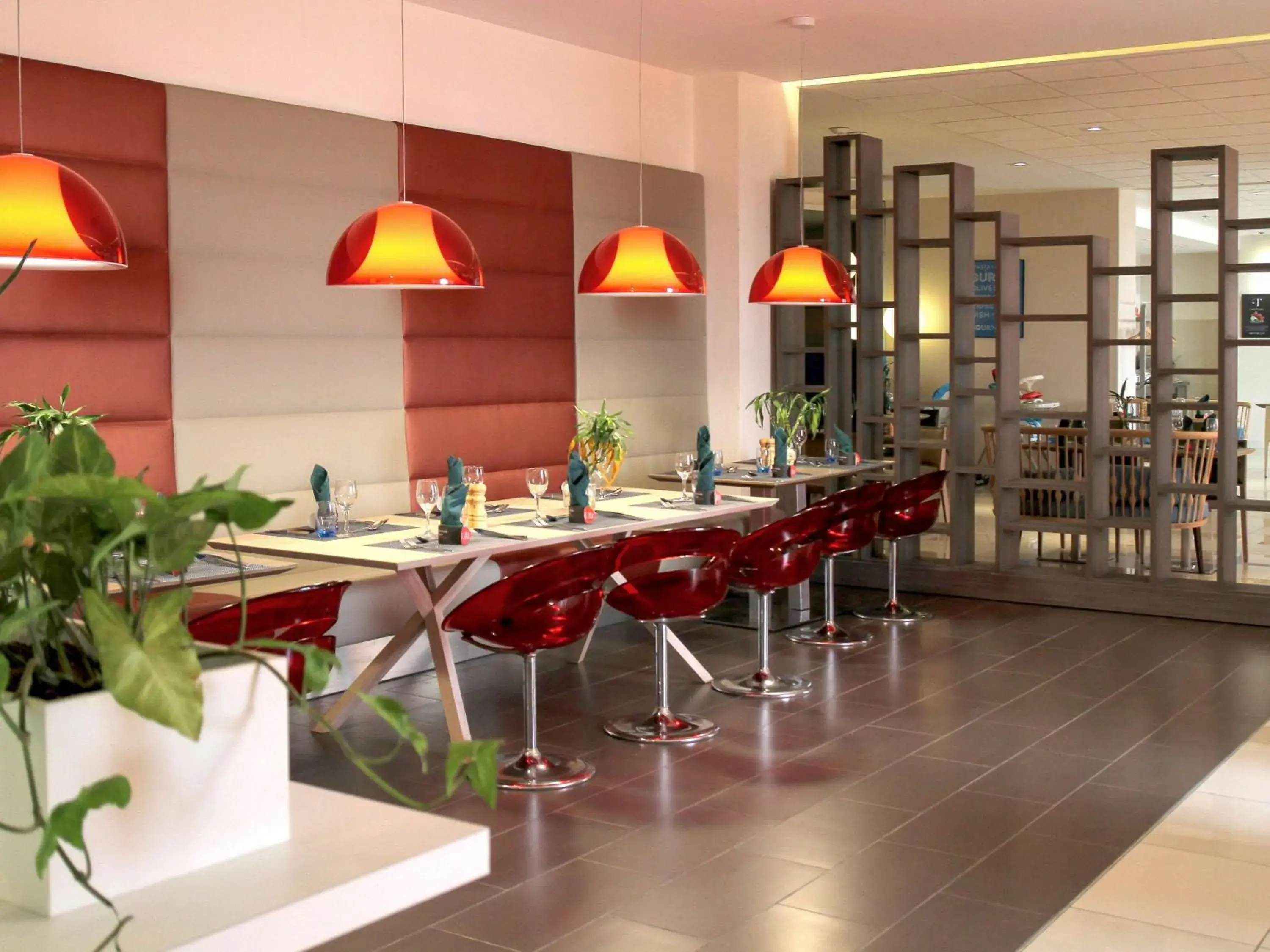 Property building, Restaurant/Places to Eat in Novotel Constantine