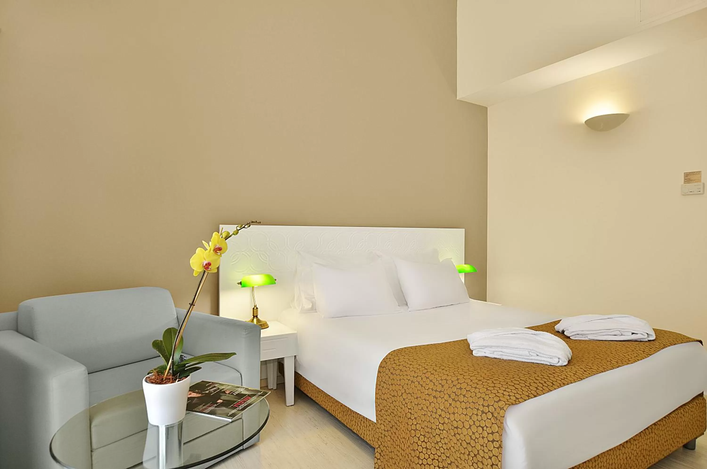 Photo of the whole room, Bed in Ruth Daniel Residence