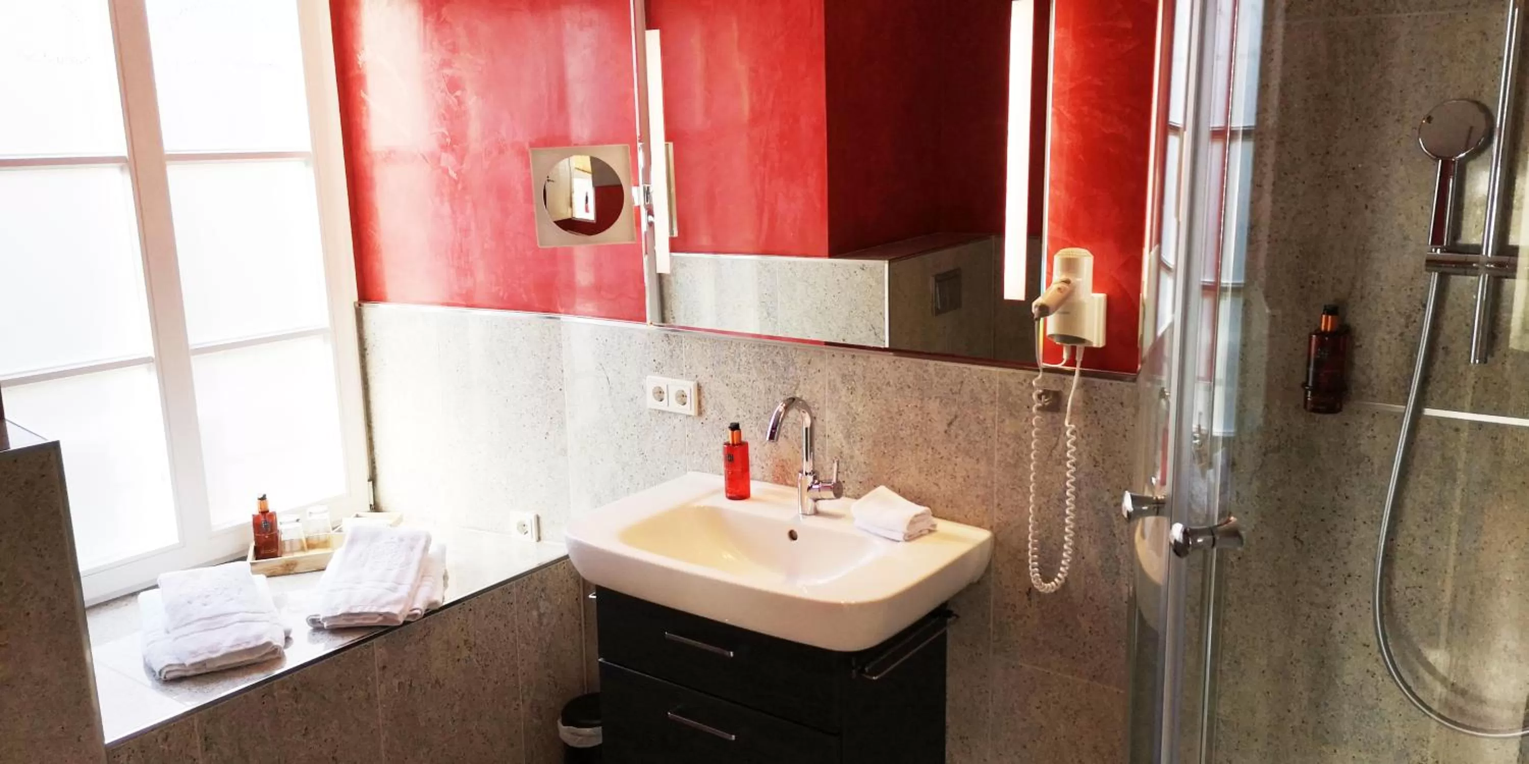 Toilet in Die LÜ - Lüttelforster Mühle