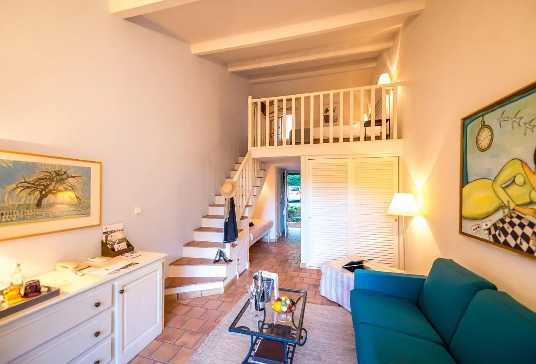 Double room Duplex Terrace with Spa Access in Hotel****Spa & Restaurant Cantemerle Double room Duplex Terrace with Spa Access in Hotel****Spa & Restaurant Cantemerle