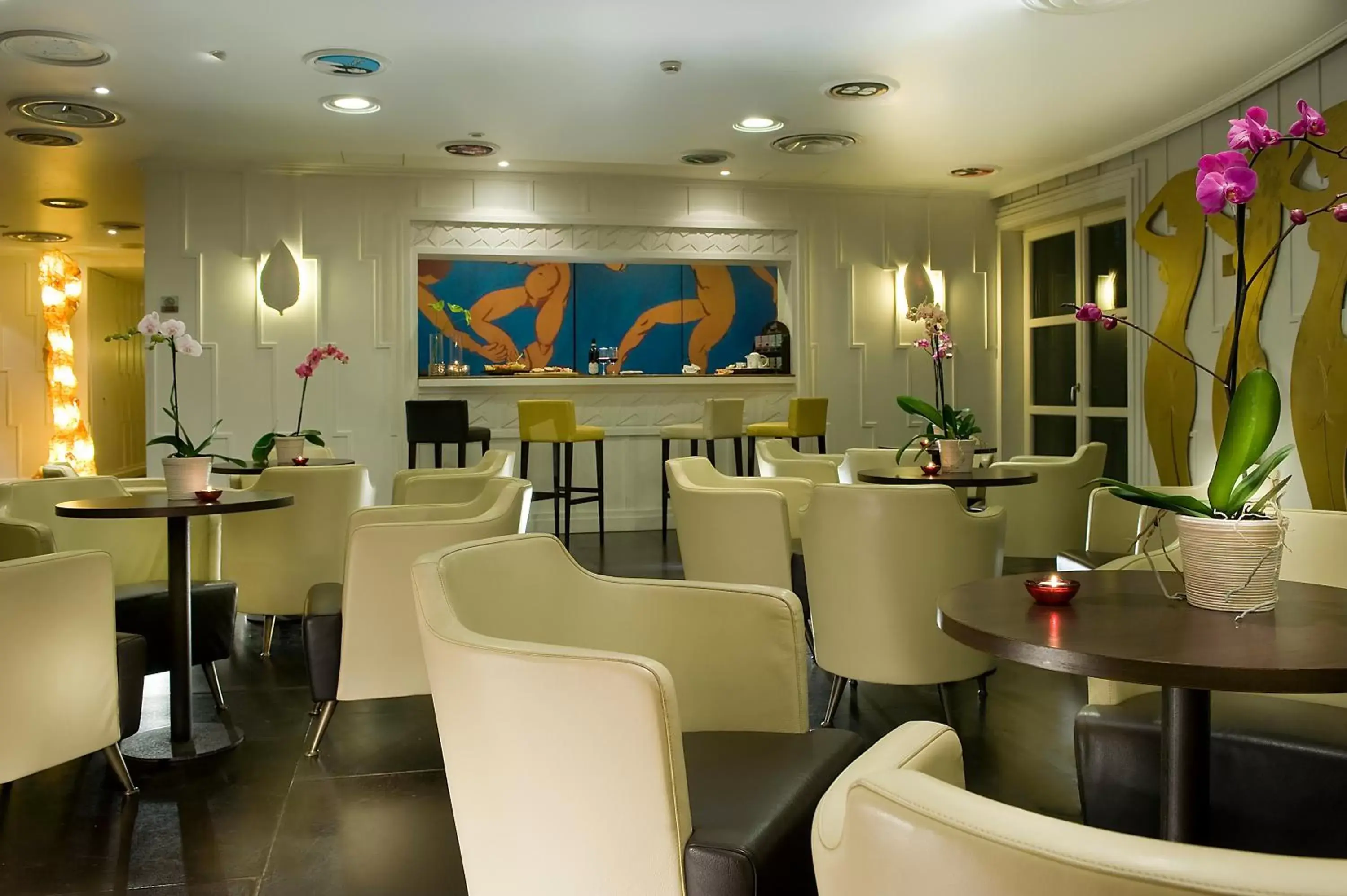Restaurant/places to eat in Hotel Abitart
