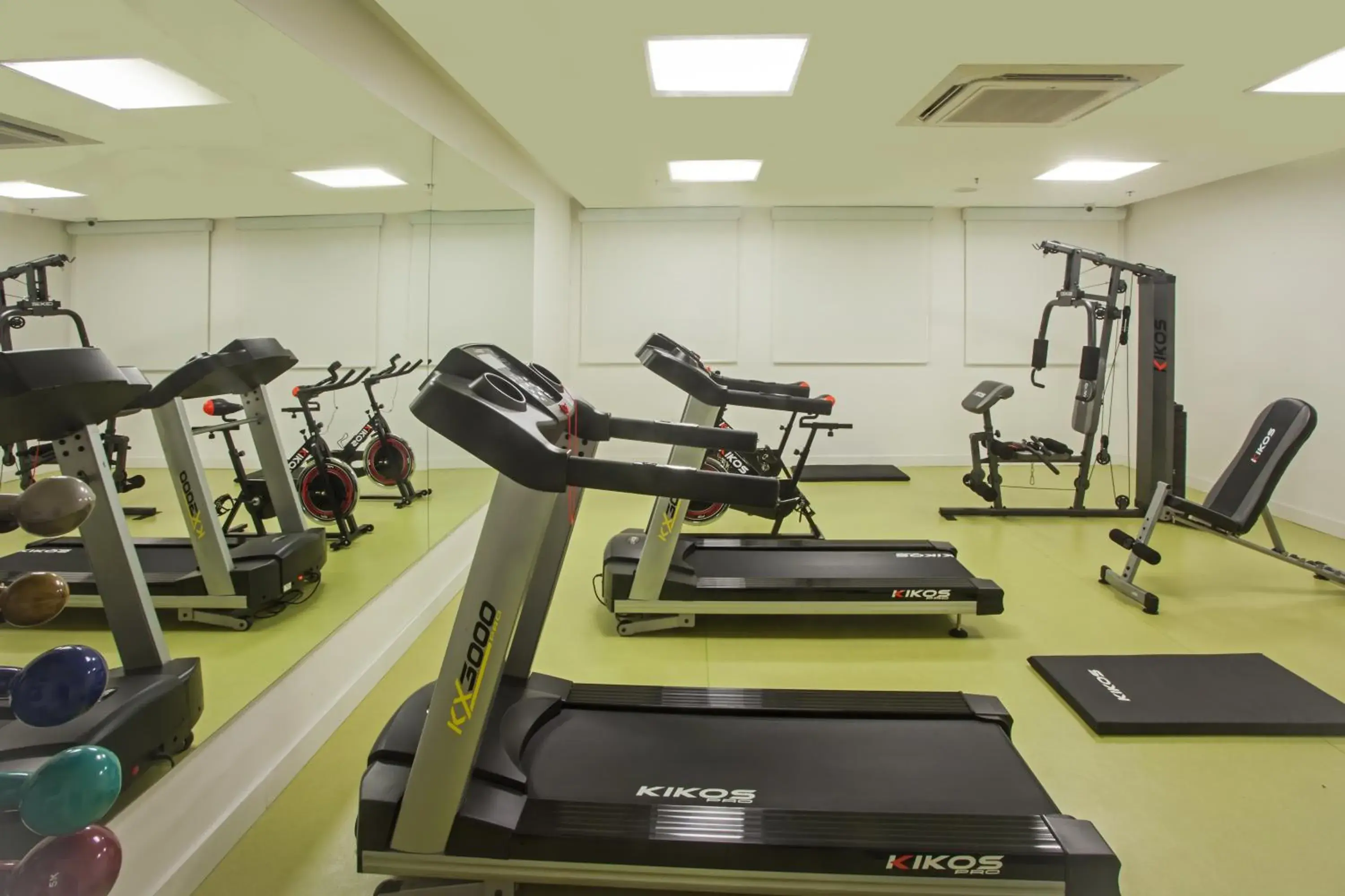 Fitness centre/facilities, Fitness Center/Facilities in Ibis Styles RJ Botafogo